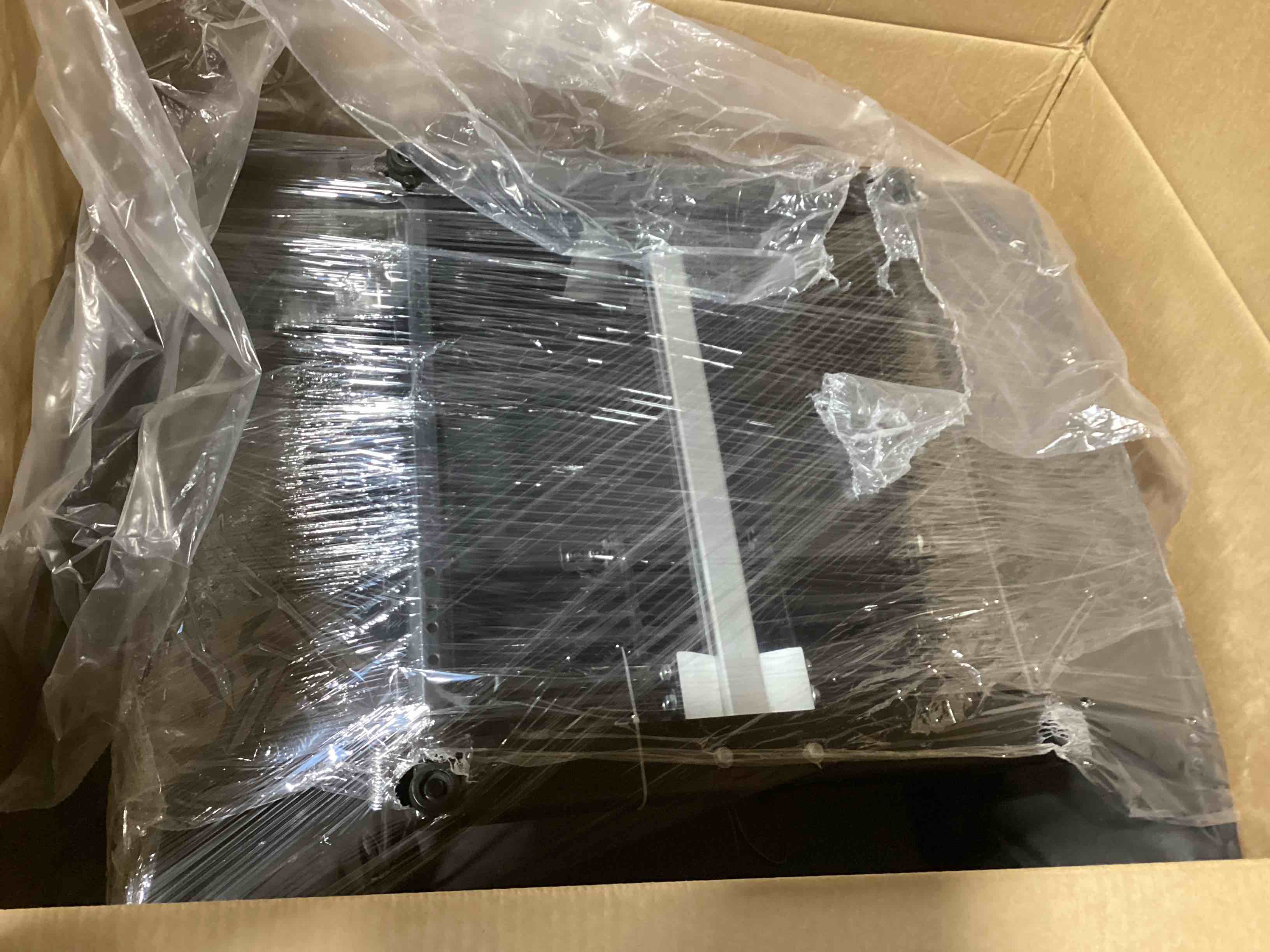 https://s3.amazonaws.com/lotting-images-prod/bidfta/BLU6329254_1712237741834.jpeg