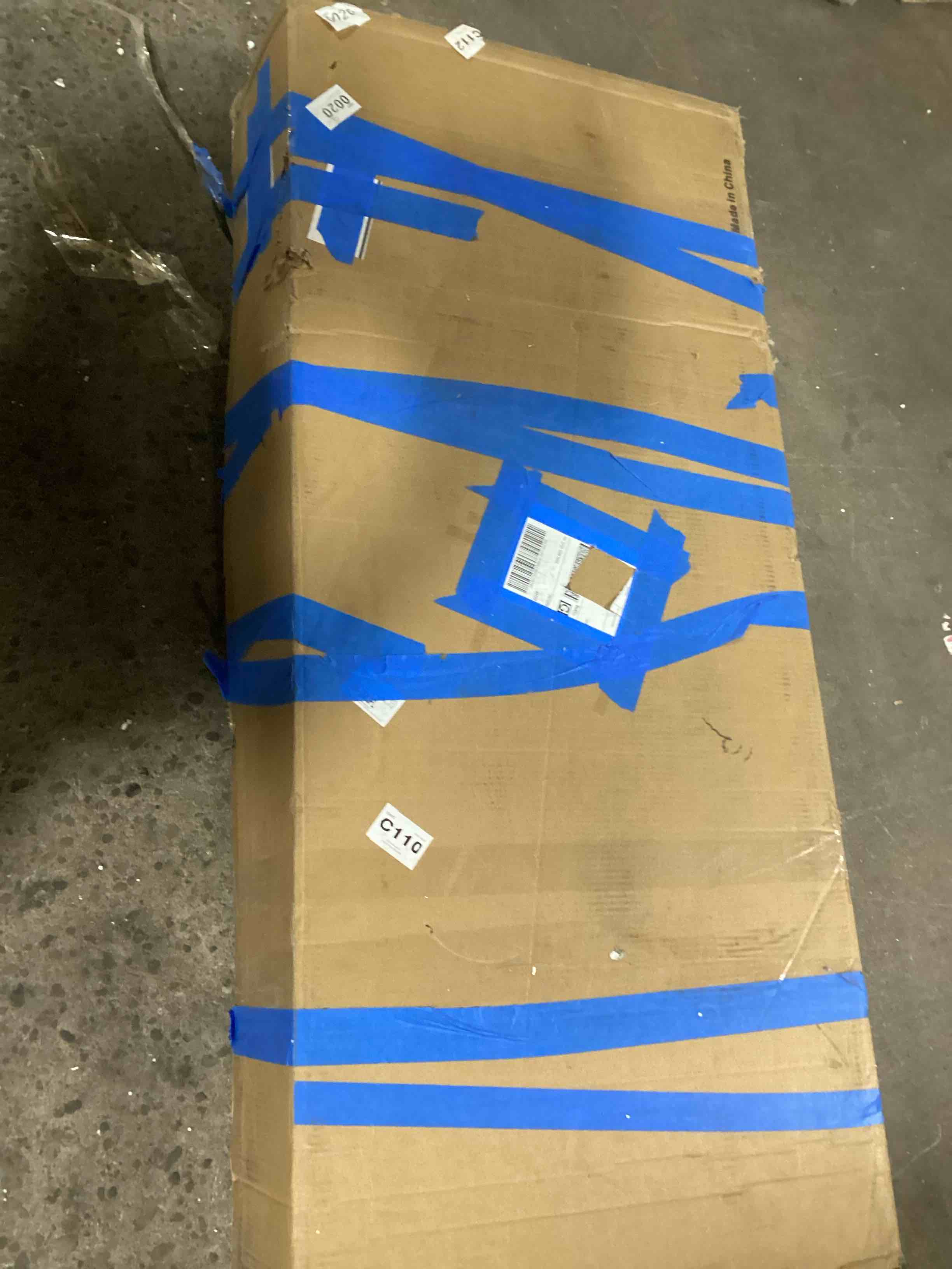 https://s3.amazonaws.com/lotting-images-prod/bidfta/BLU6329326_1712323001781.jpeg
