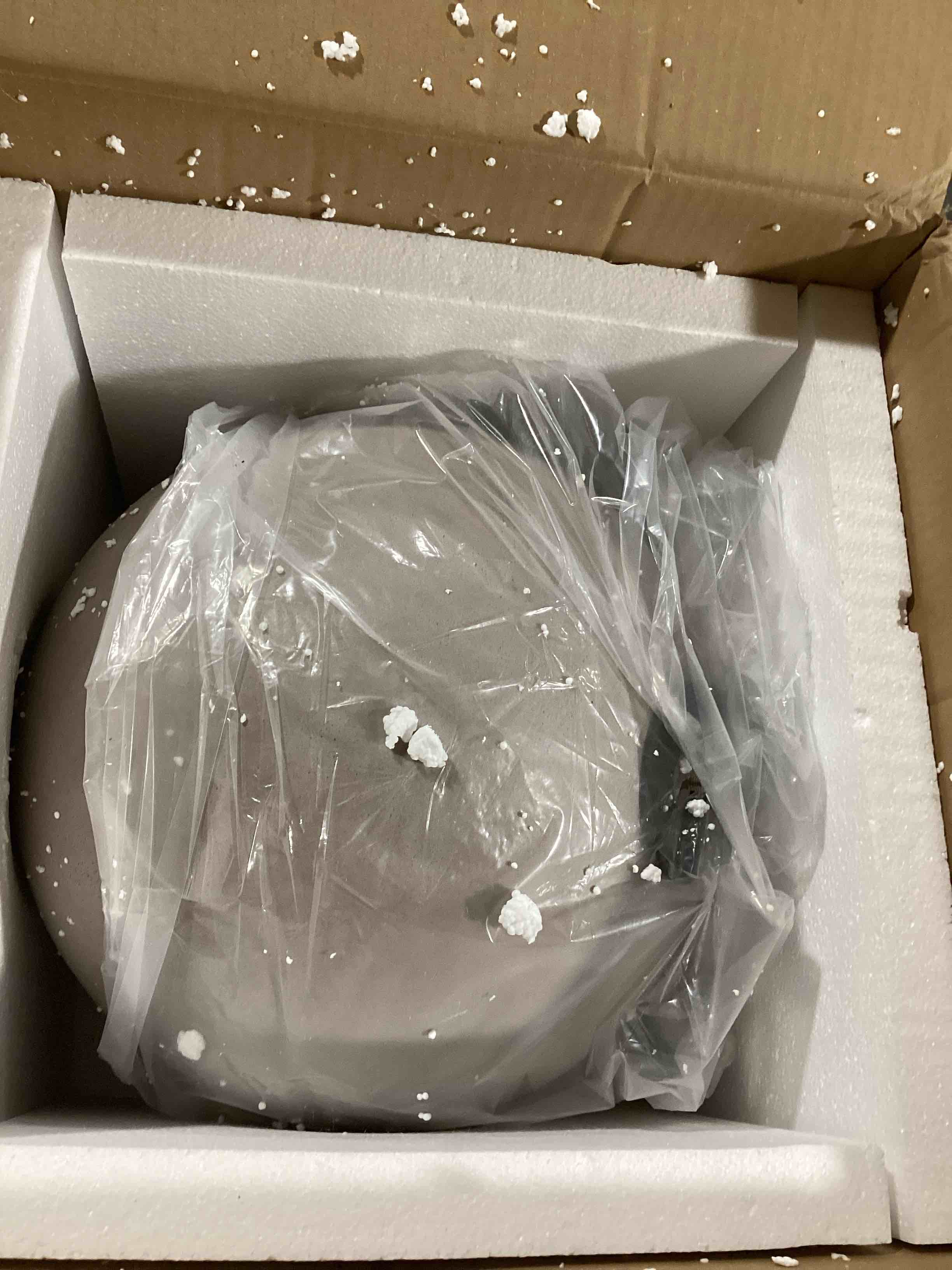 https://s3.amazonaws.com/lotting-images-prod/bidfta/BLU6329827_1713206993864.jpeg