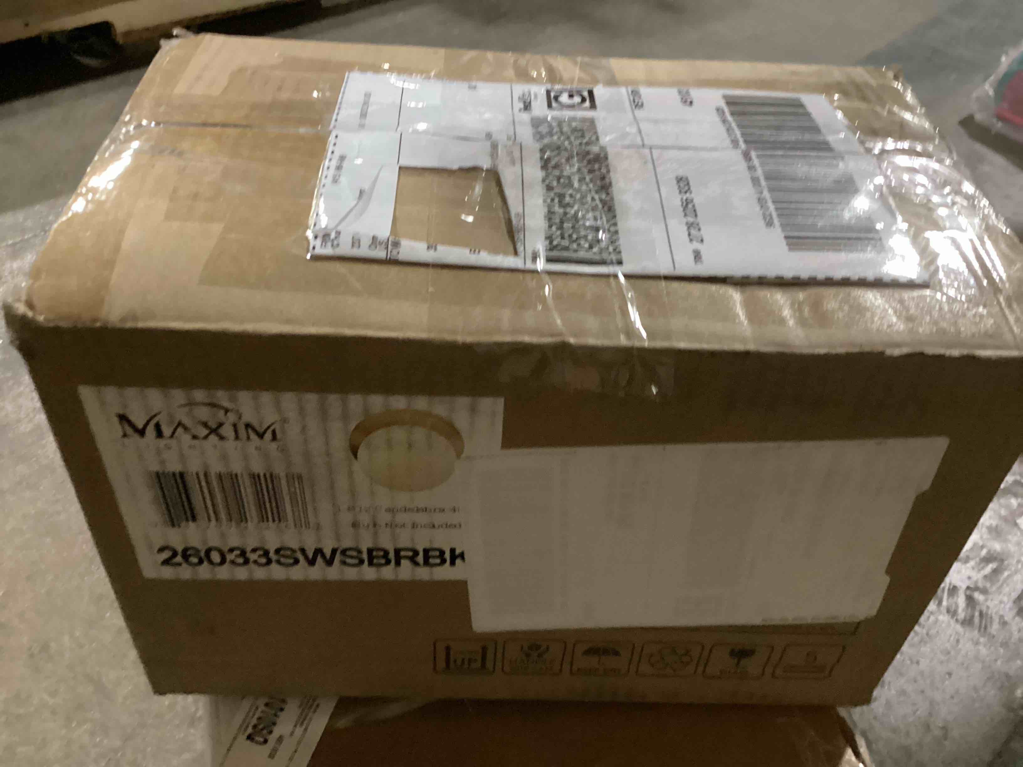 https://s3.amazonaws.com/lotting-images-prod/bidfta/BLU6330026_1713365062195.jpeg