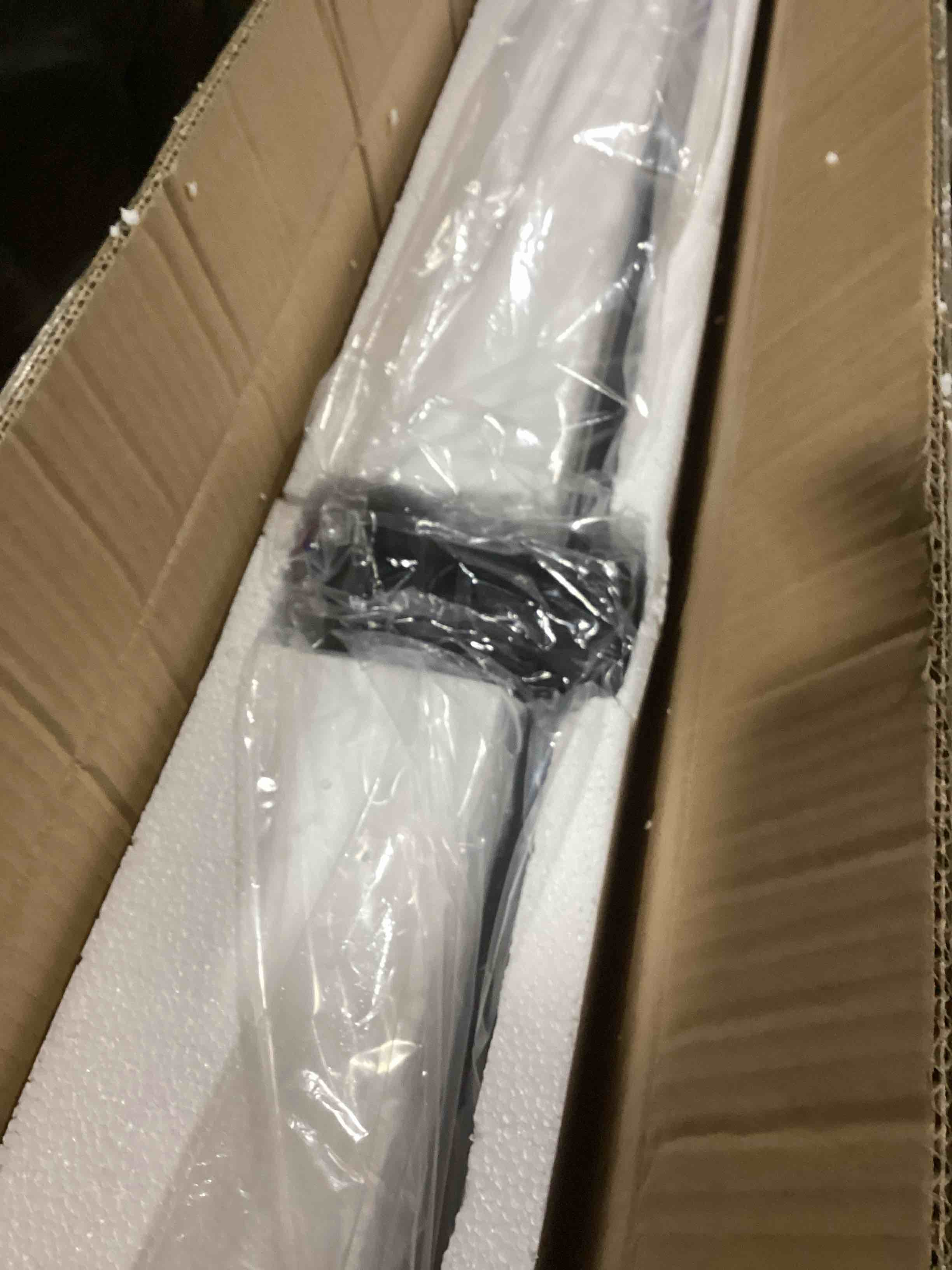 https://s3.amazonaws.com/lotting-images-prod/bidfta/BLU6330439_1713887295189.jpeg