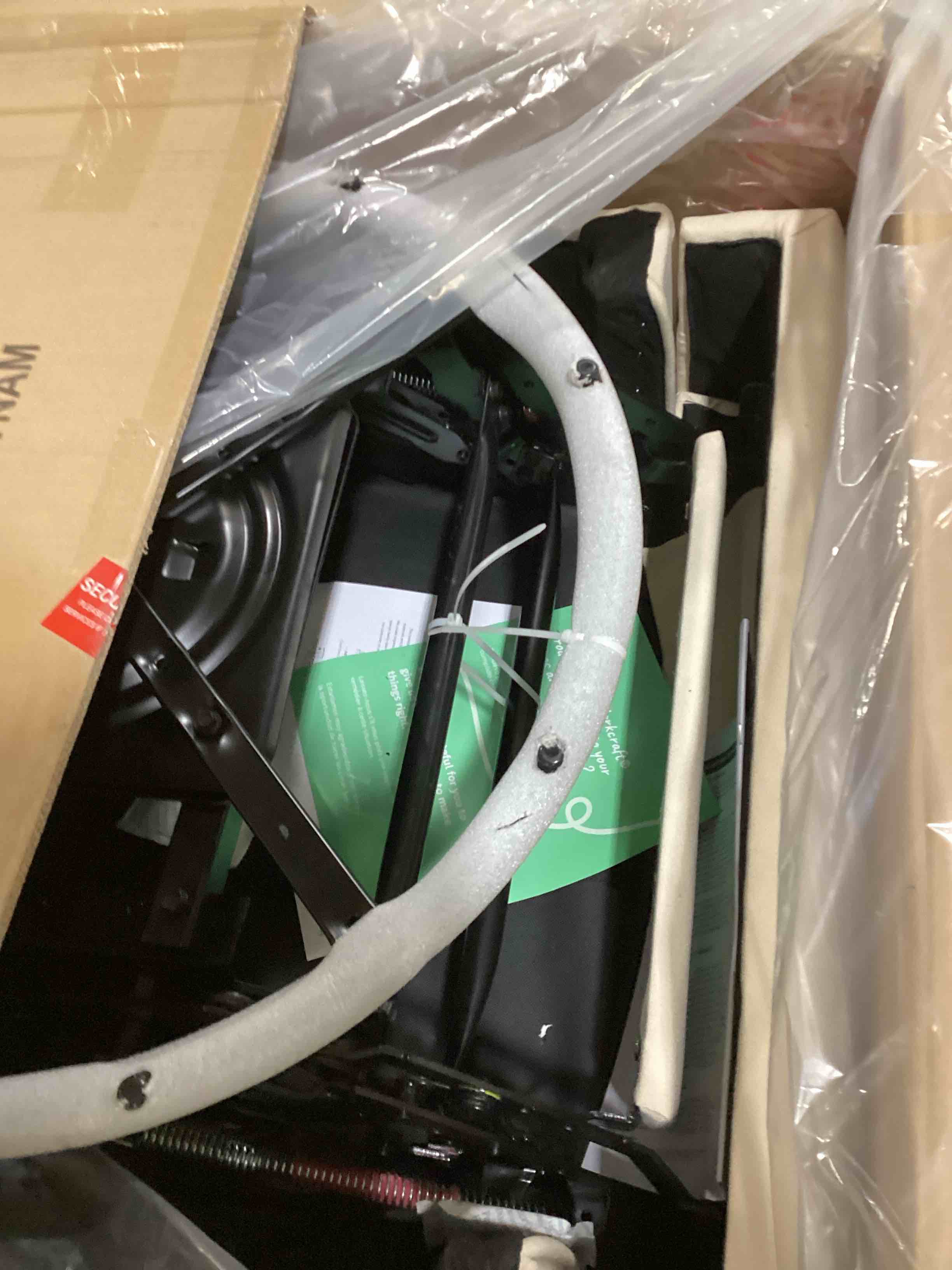 https://s3.amazonaws.com/lotting-images-prod/bidfta/BLU6331775_1714135712692.jpeg