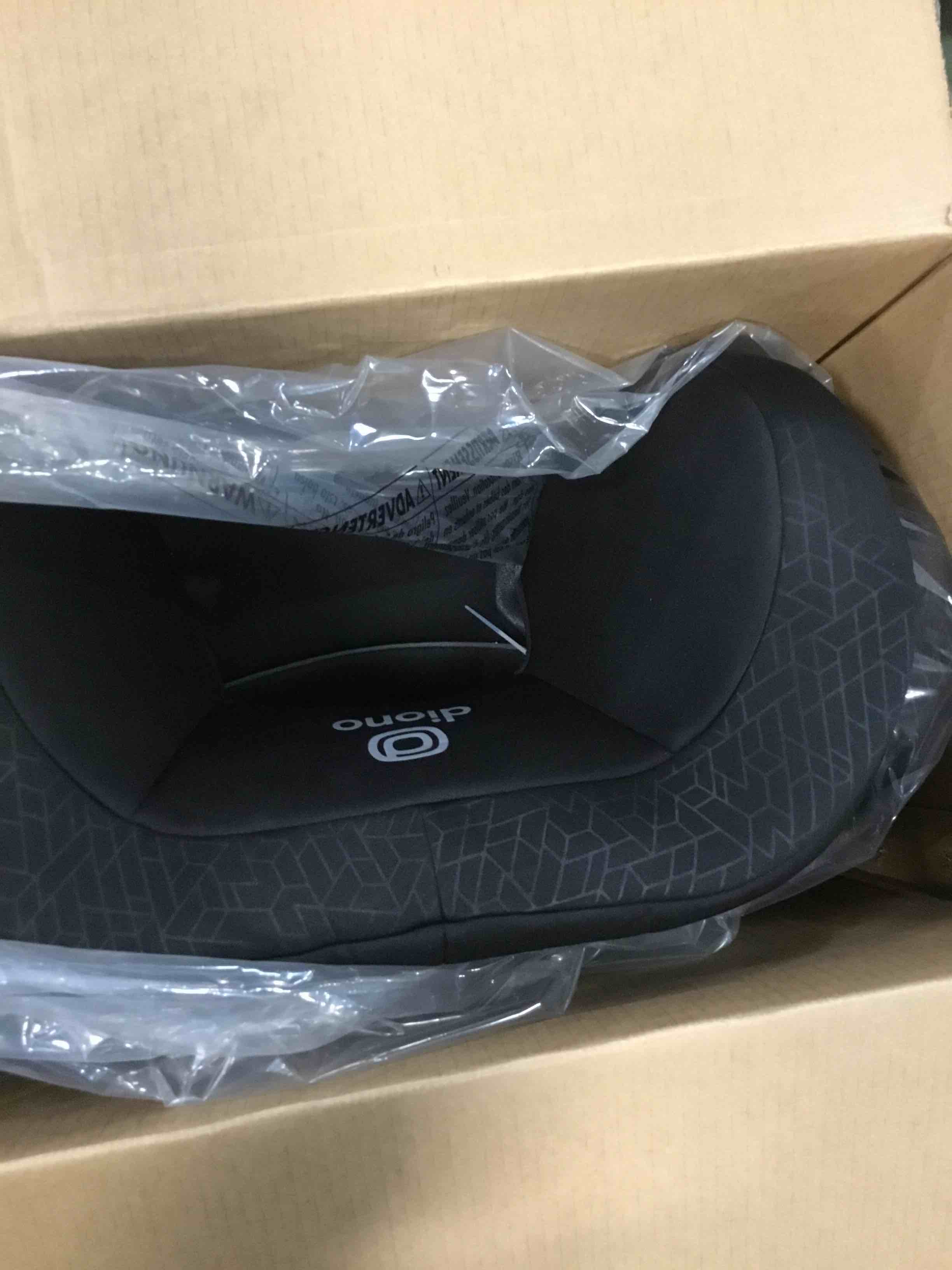 https://s3.amazonaws.com/lotting-images-prod/bidfta/BLU6332580_1711985403592.jpeg