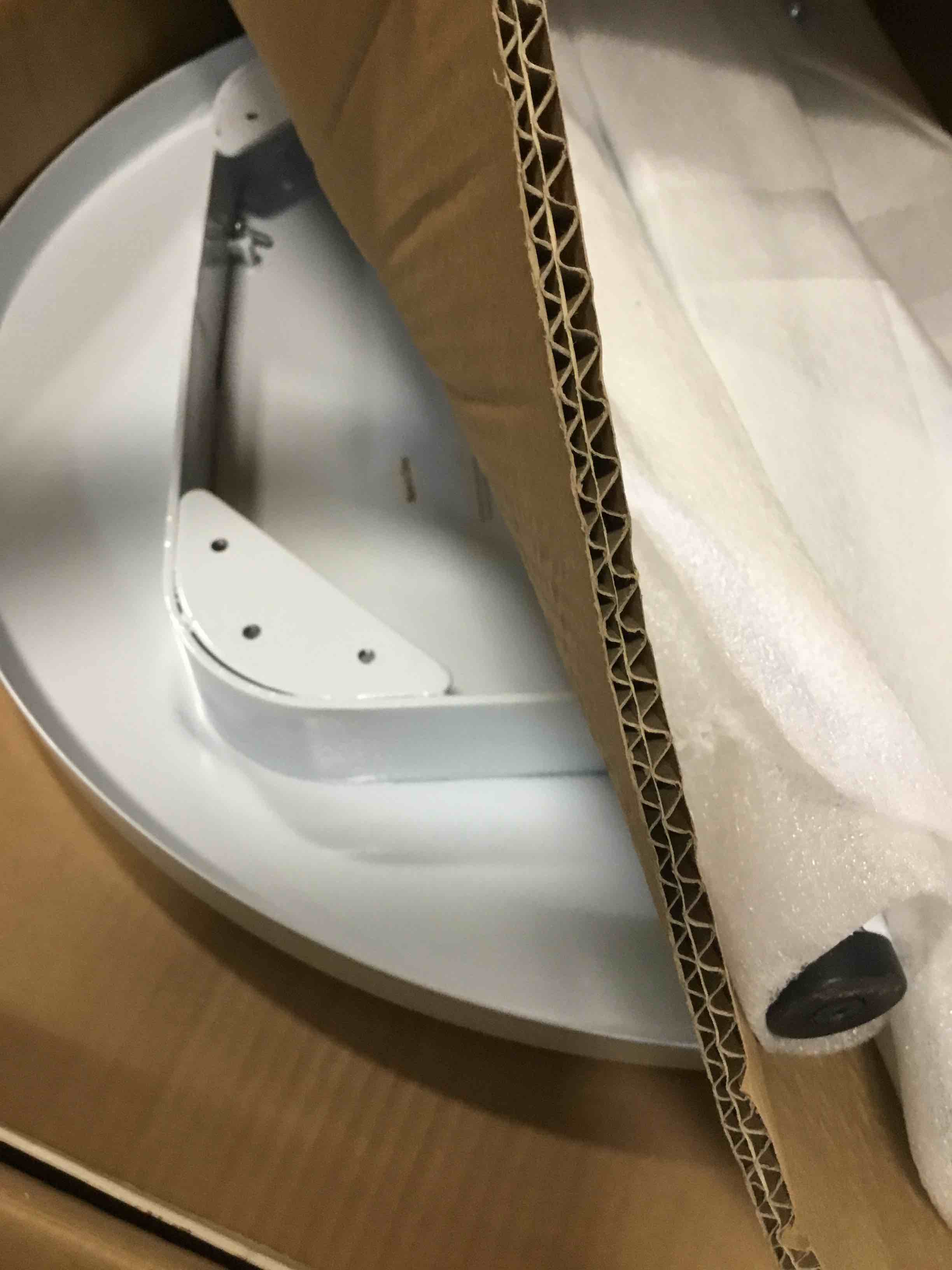 https://s3.amazonaws.com/lotting-images-prod/bidfta/BLU6333113_1712167104382.jpeg