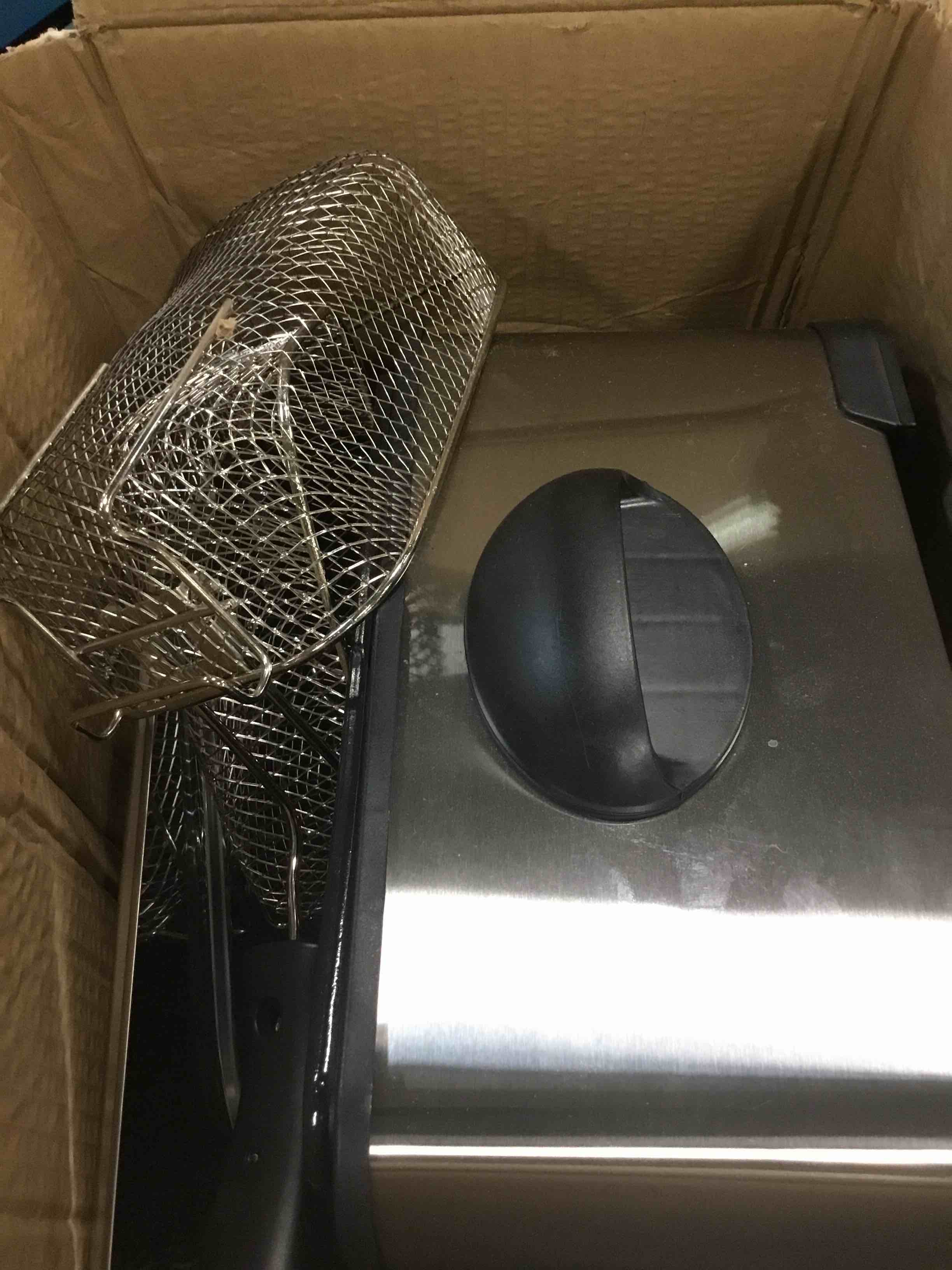 https://s3.amazonaws.com/lotting-images-prod/bidfta/BLU6333315_1712245497107.jpeg
