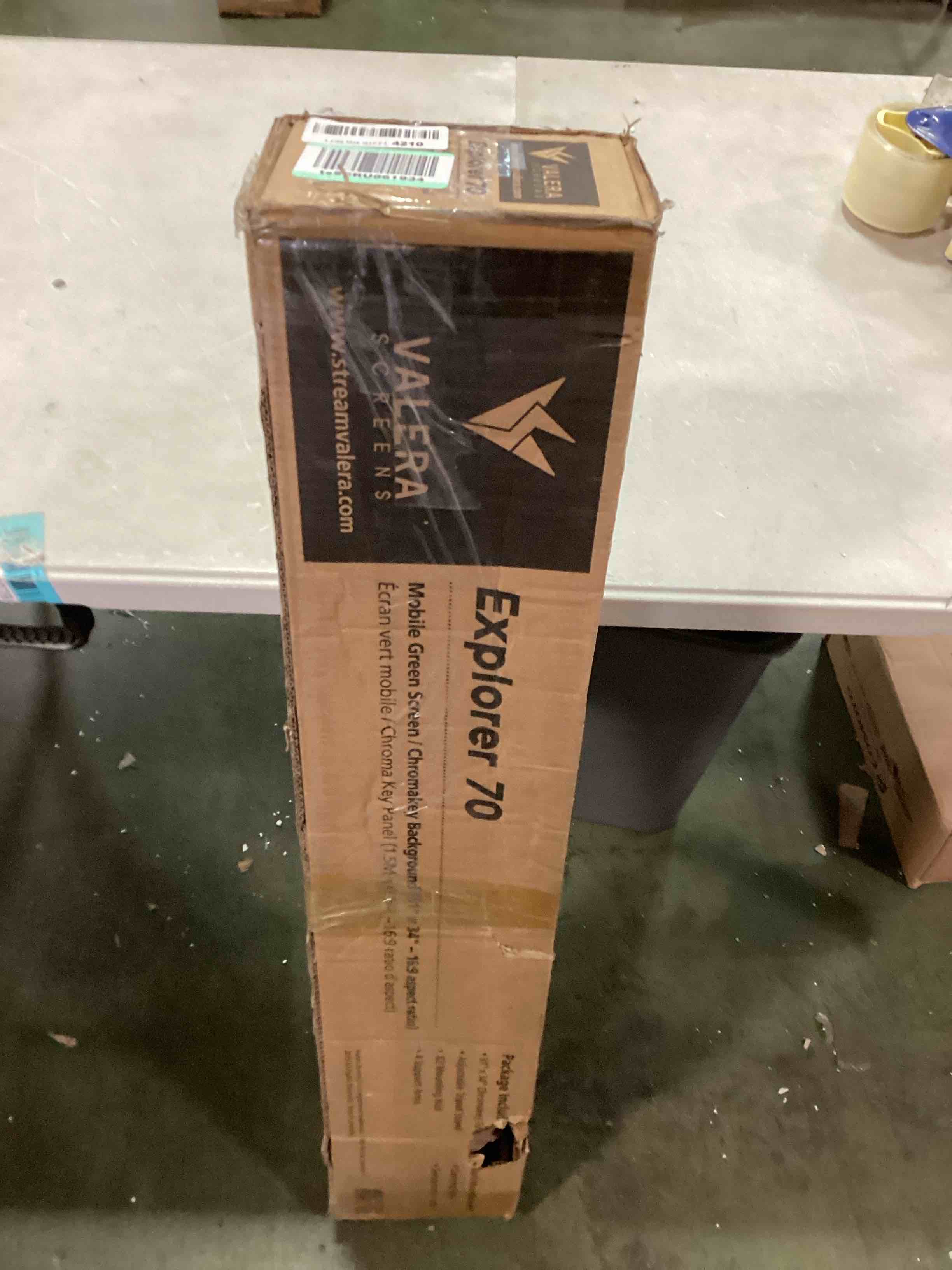 https://s3.amazonaws.com/lotting-images-prod/bidfta/BLU6333568_1712084086462.jpeg