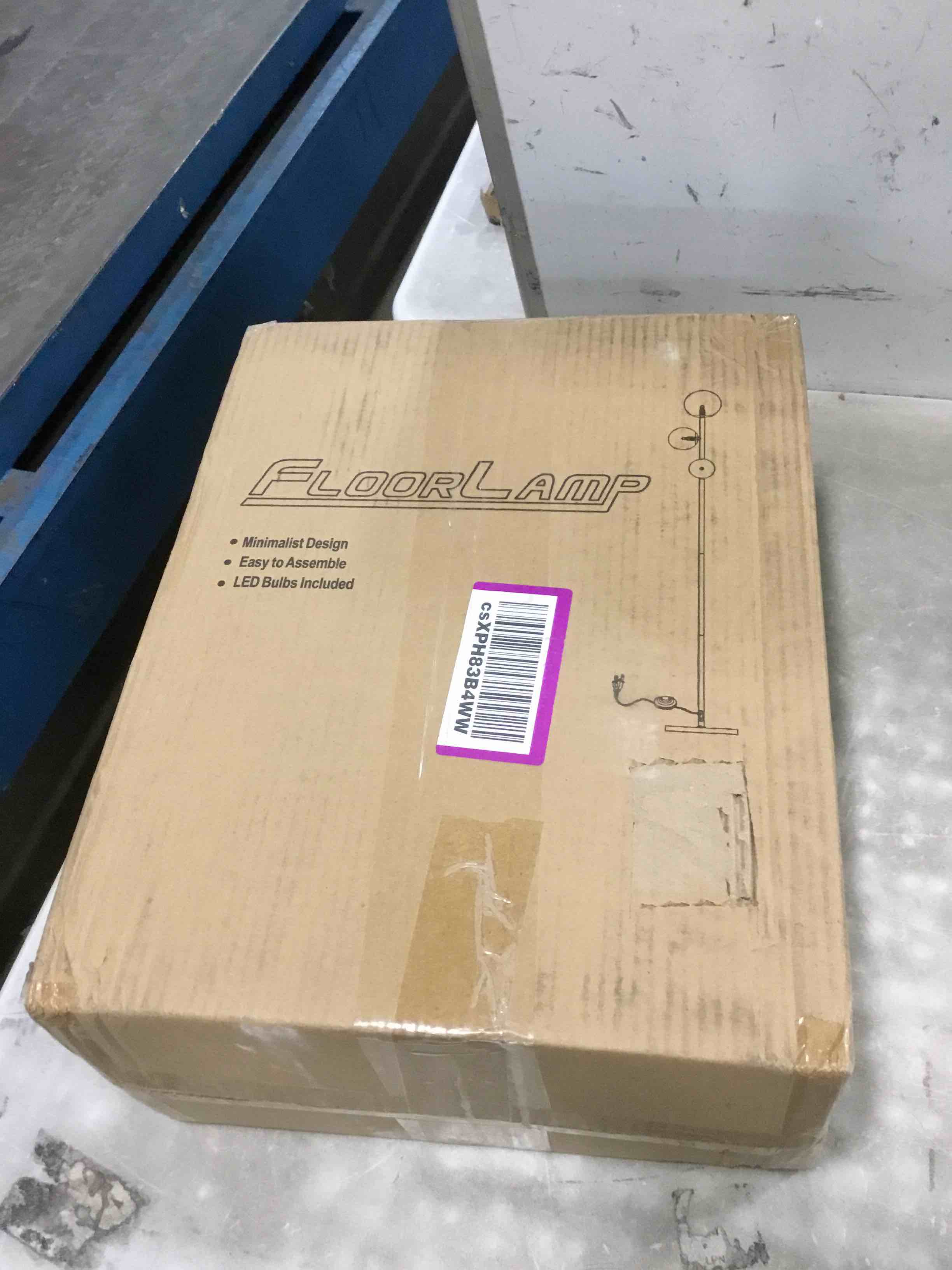 https://s3.amazonaws.com/lotting-images-prod/bidfta/BLU6334400_1712673058963.jpeg