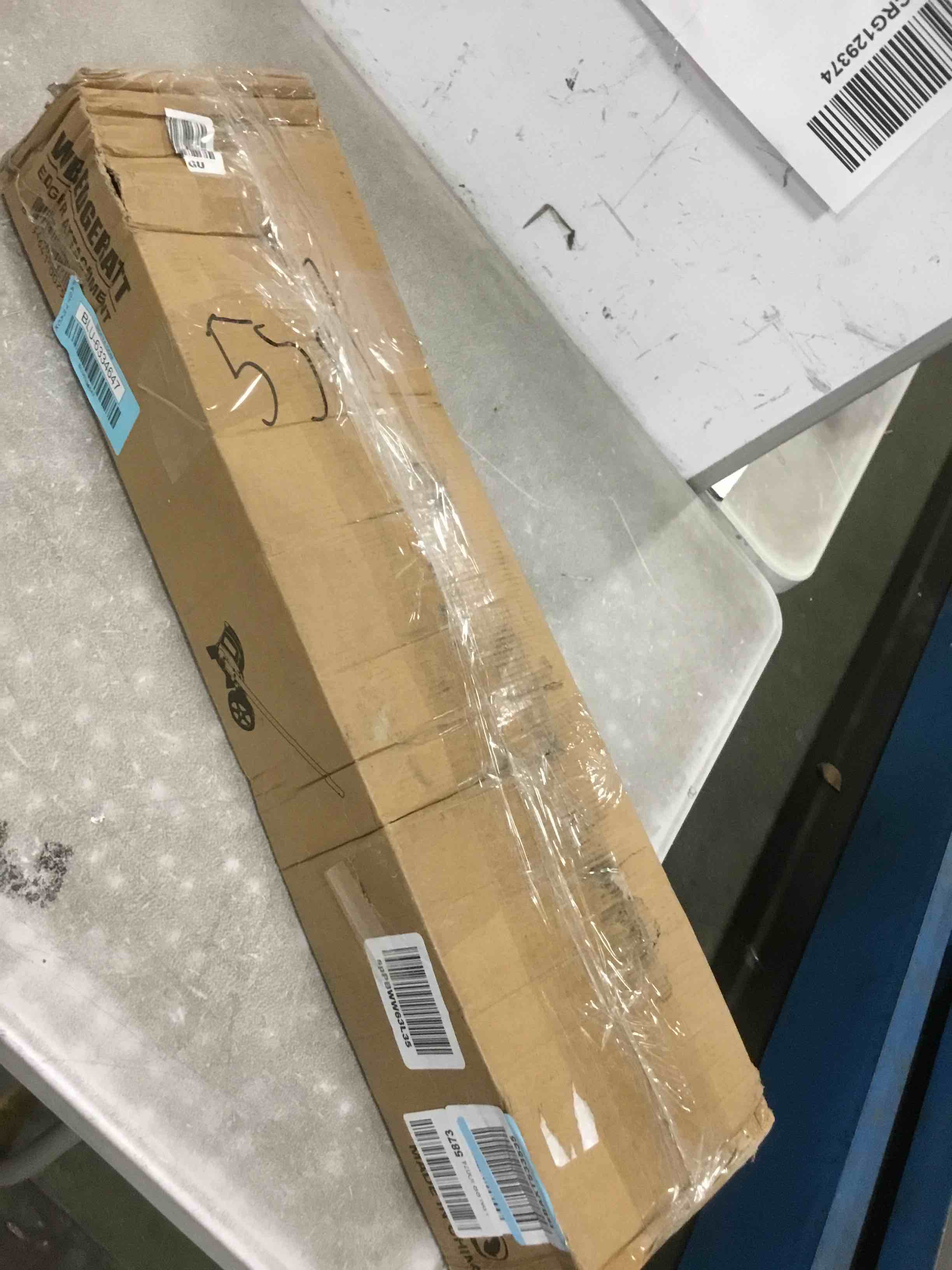 https://s3.amazonaws.com/lotting-images-prod/bidfta/BLU6334647_1712752649077.jpeg