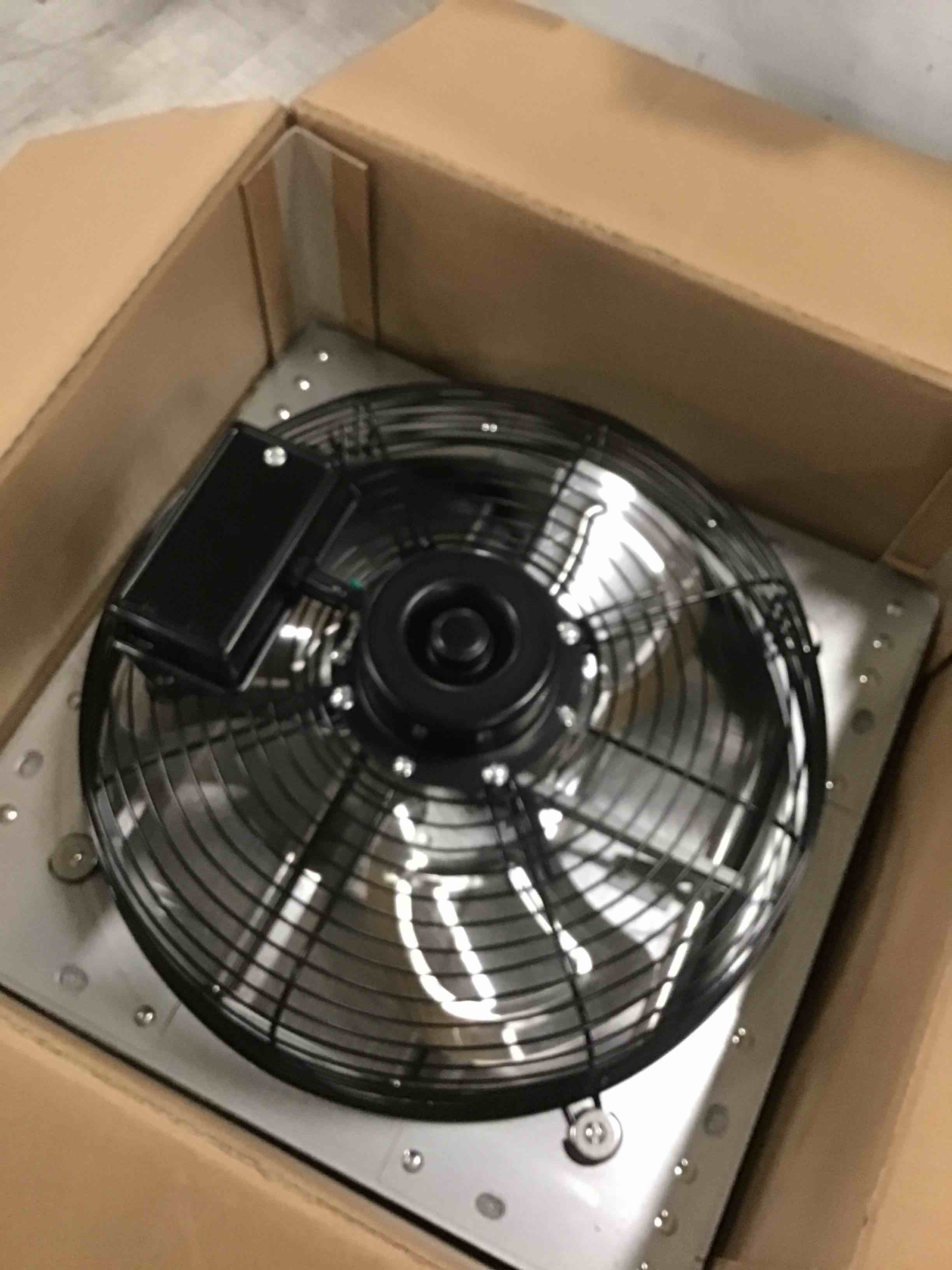 https://s3.amazonaws.com/lotting-images-prod/bidfta/BLU6335511_1712156185144.jpeg