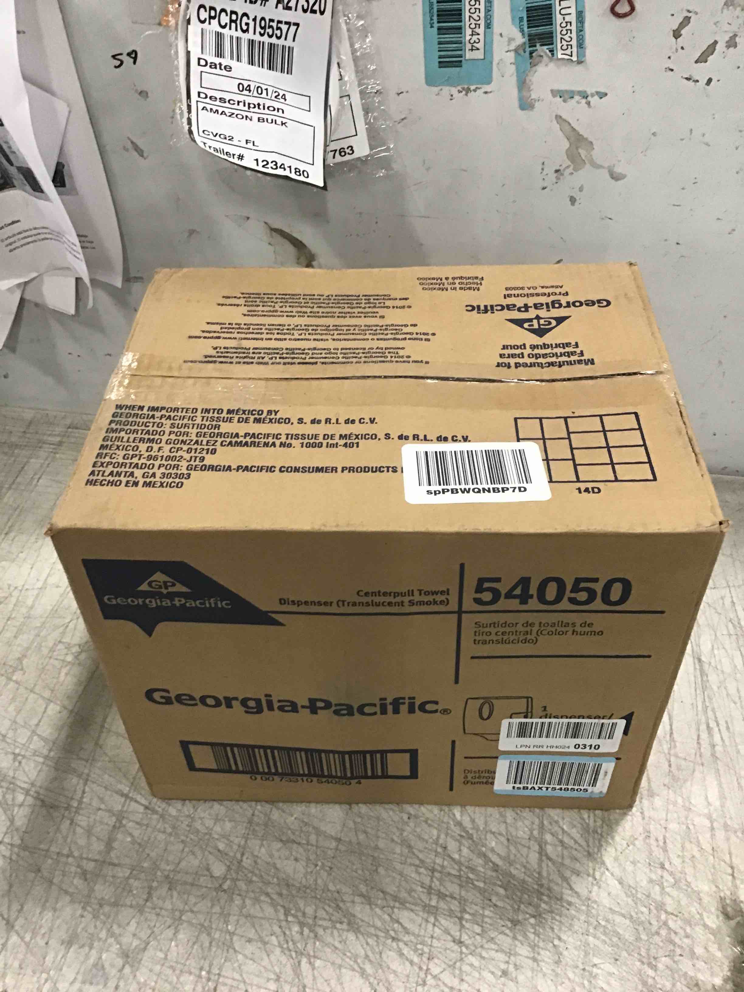 https://s3.amazonaws.com/lotting-images-prod/bidfta/BLU6335529_1712157538682.jpeg