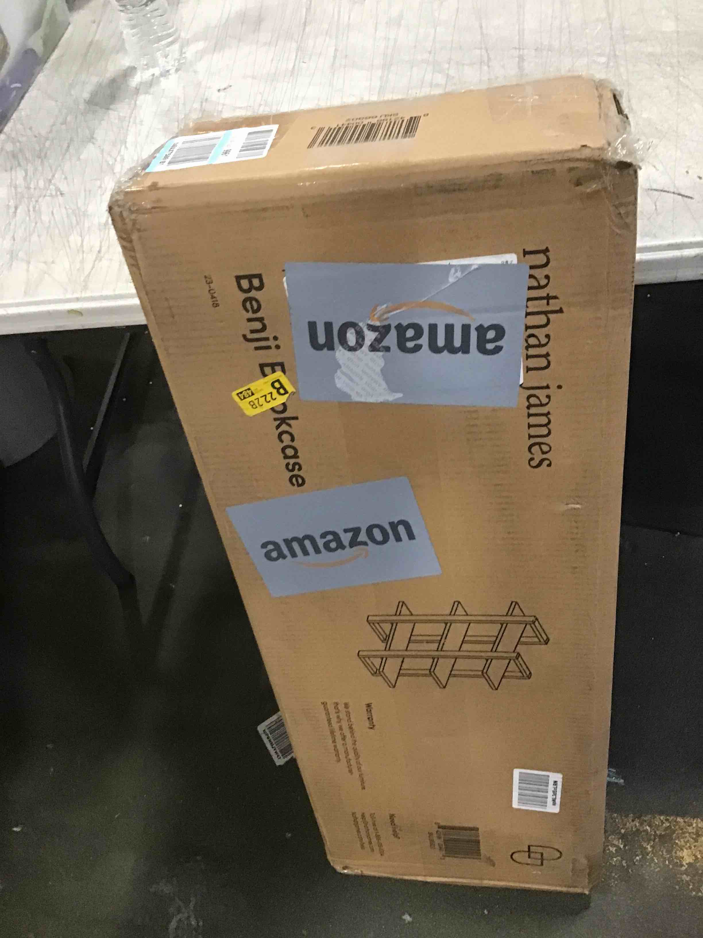https://s3.amazonaws.com/lotting-images-prod/bidfta/BLU6335617_1712167225307.jpeg