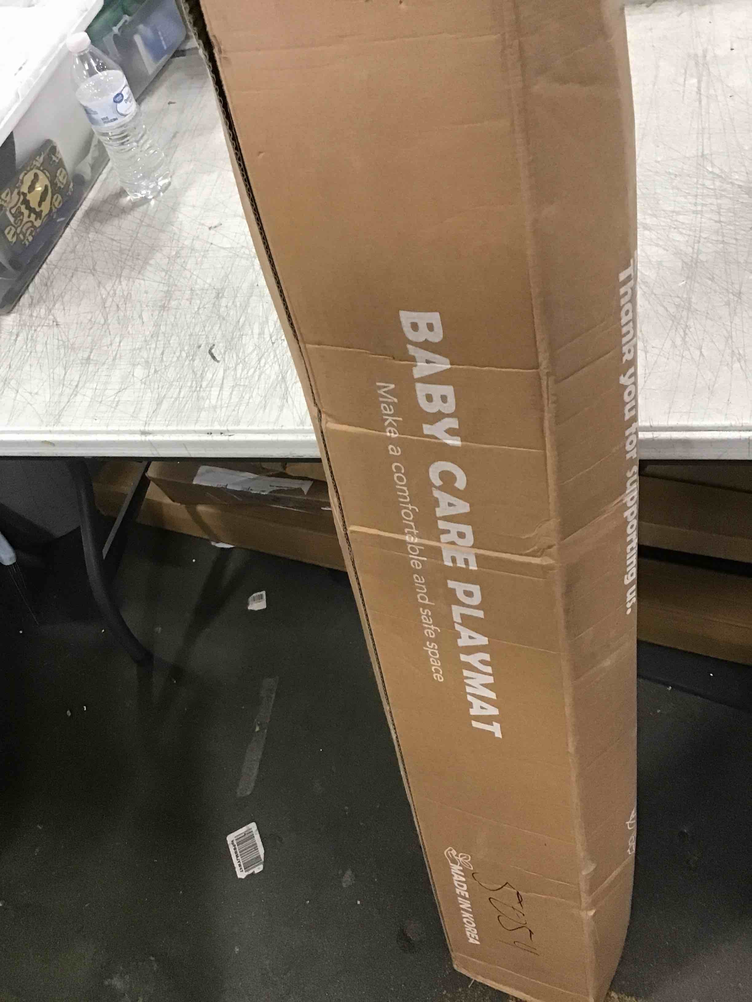 https://s3.amazonaws.com/lotting-images-prod/bidfta/BLU6335631_1712168559168.jpeg
