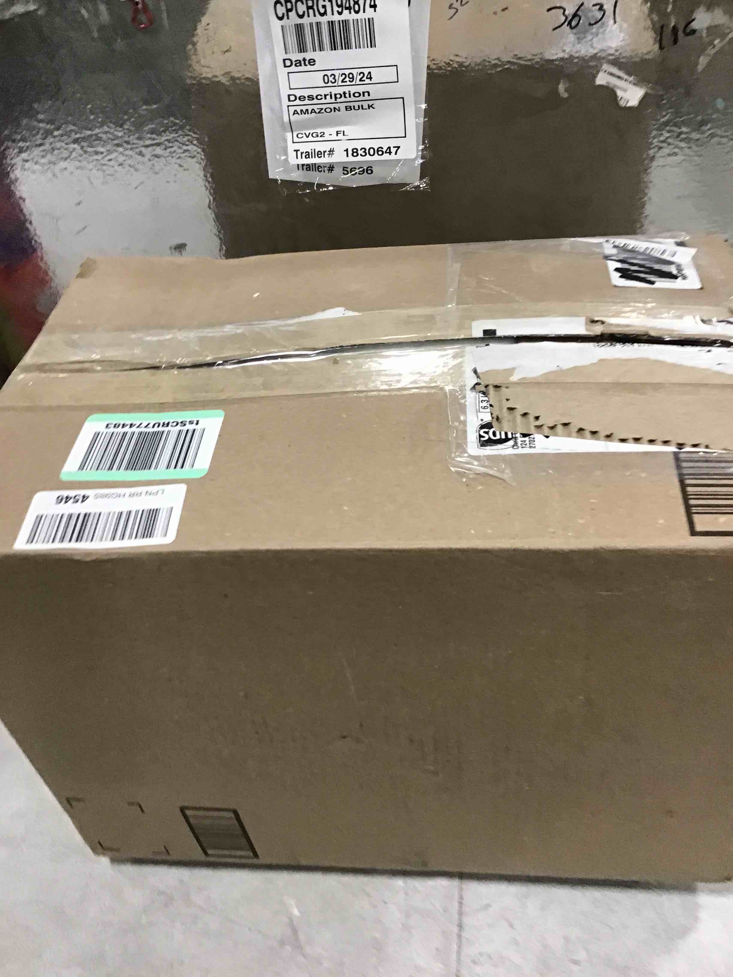 https://s3.amazonaws.com/lotting-images-prod/bidfta/BLU6335762_1712321769795.jpeg