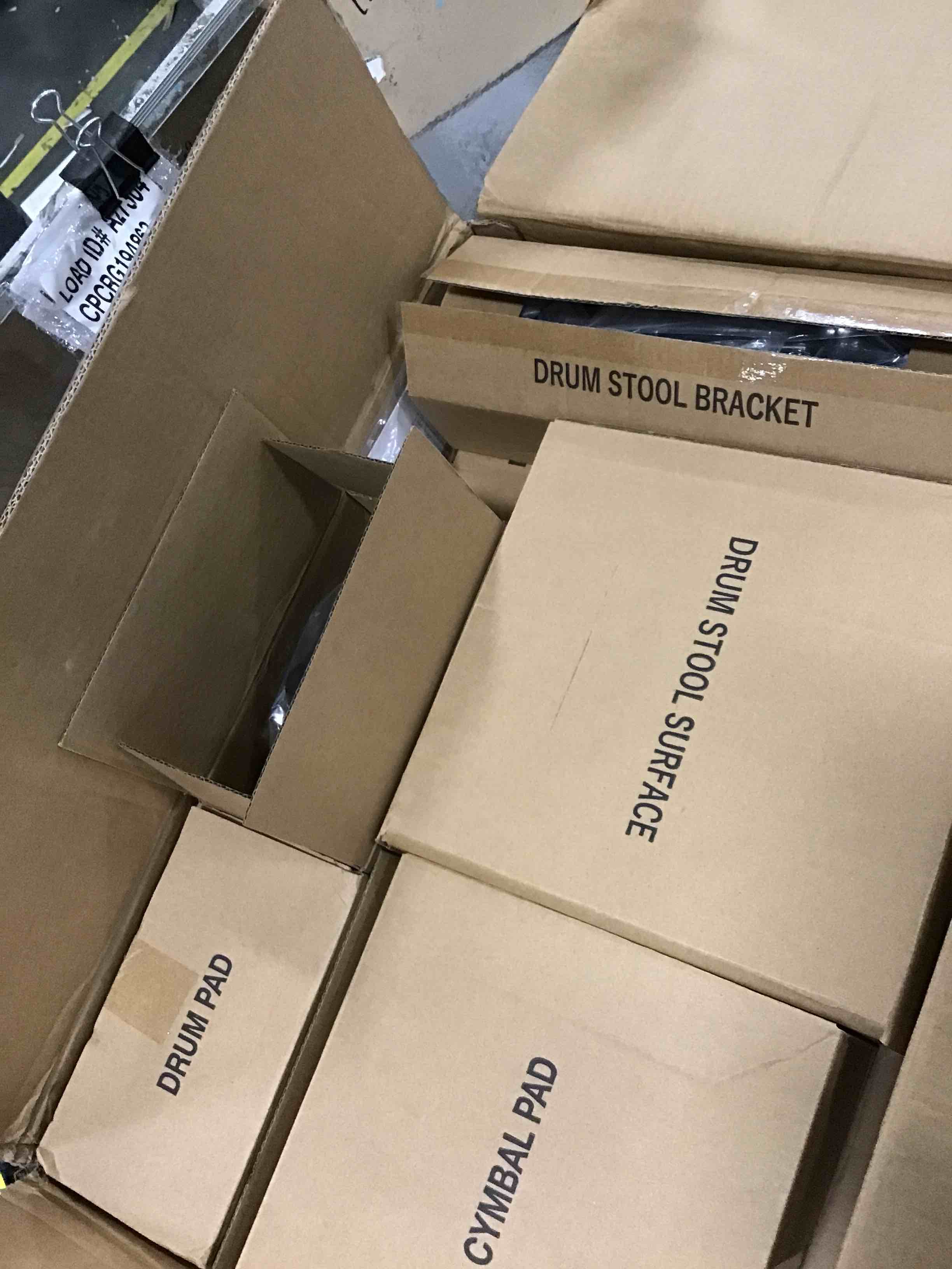 https://s3.amazonaws.com/lotting-images-prod/bidfta/BLU6335833_1712330105524.jpeg