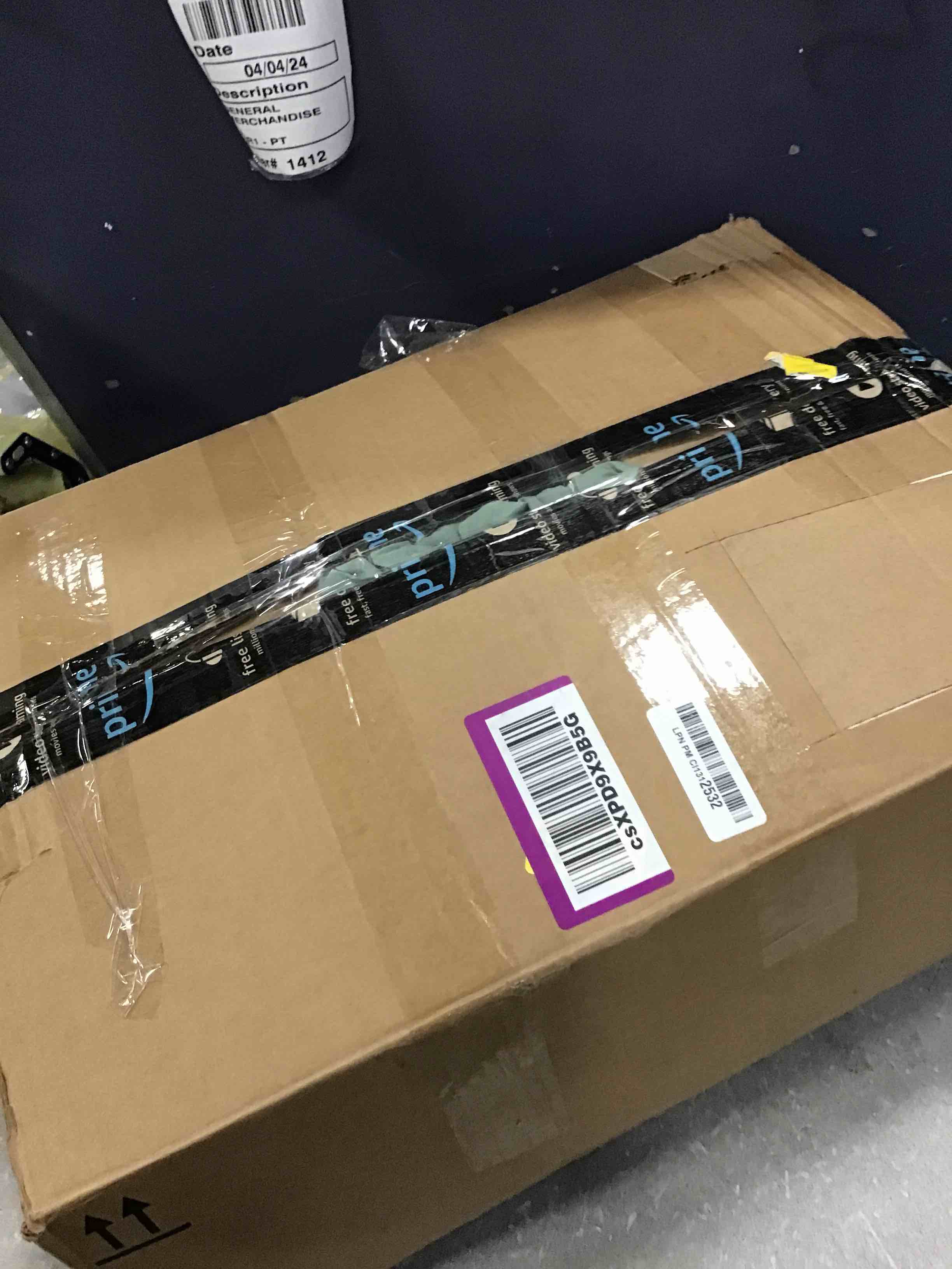 https://s3.amazonaws.com/lotting-images-prod/bidfta/BLU6335991_1712402102625.jpeg