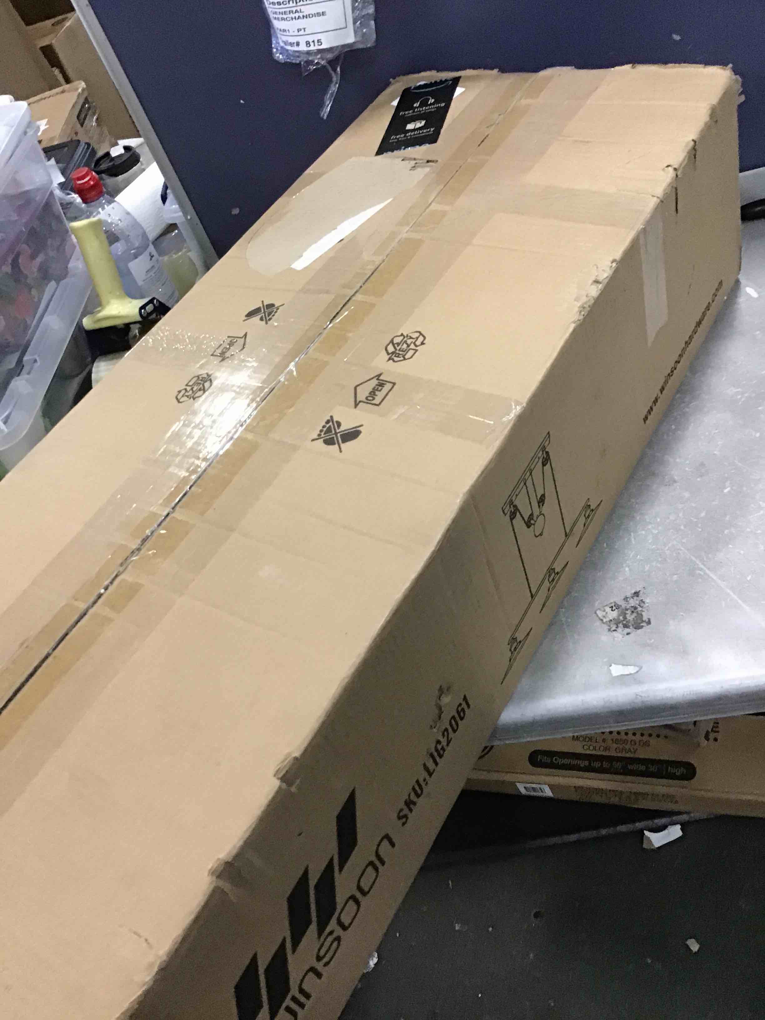 https://s3.amazonaws.com/lotting-images-prod/bidfta/BLU6336063_1712408377958.jpeg