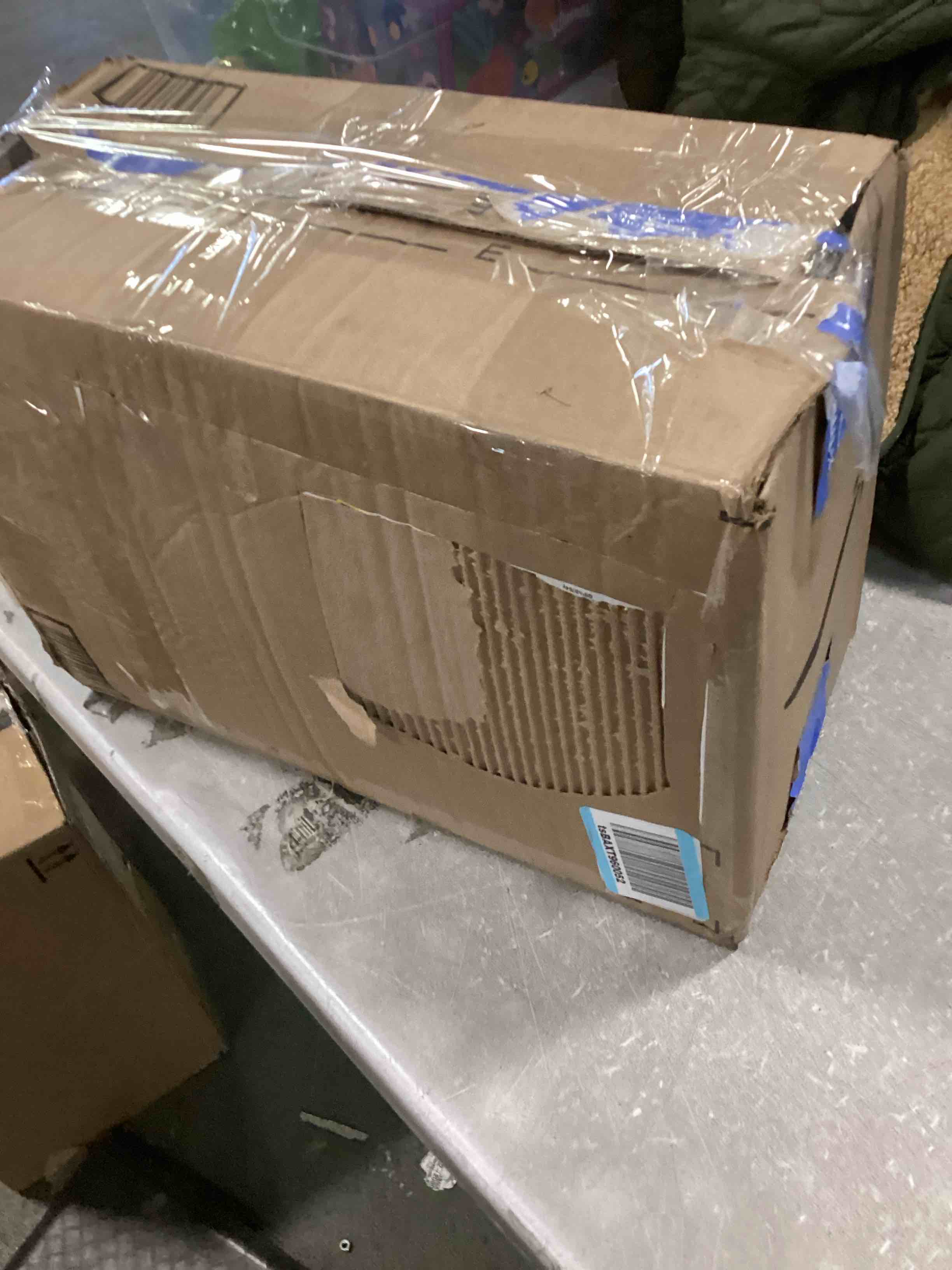 https://s3.amazonaws.com/lotting-images-prod/bidfta/BLU6336290_1712494322935.jpeg