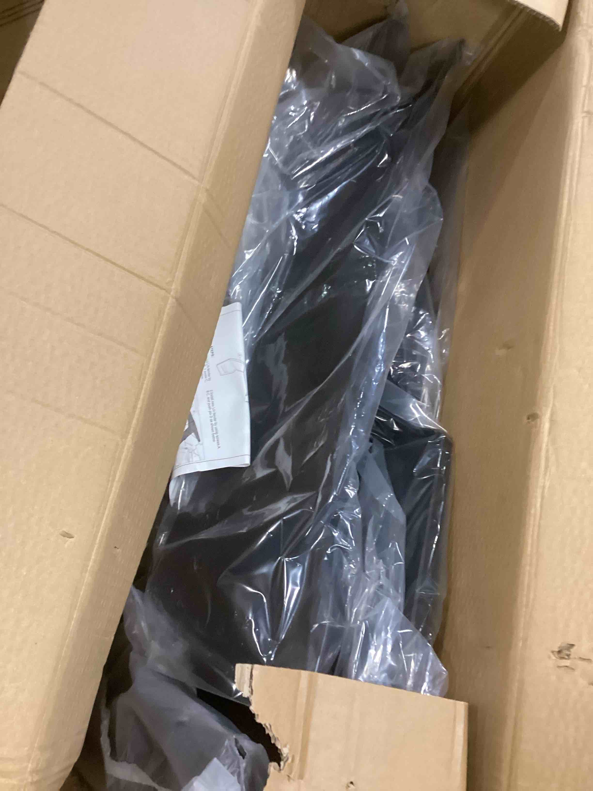 https://s3.amazonaws.com/lotting-images-prod/bidfta/BLU6336901_1712068190079.jpeg