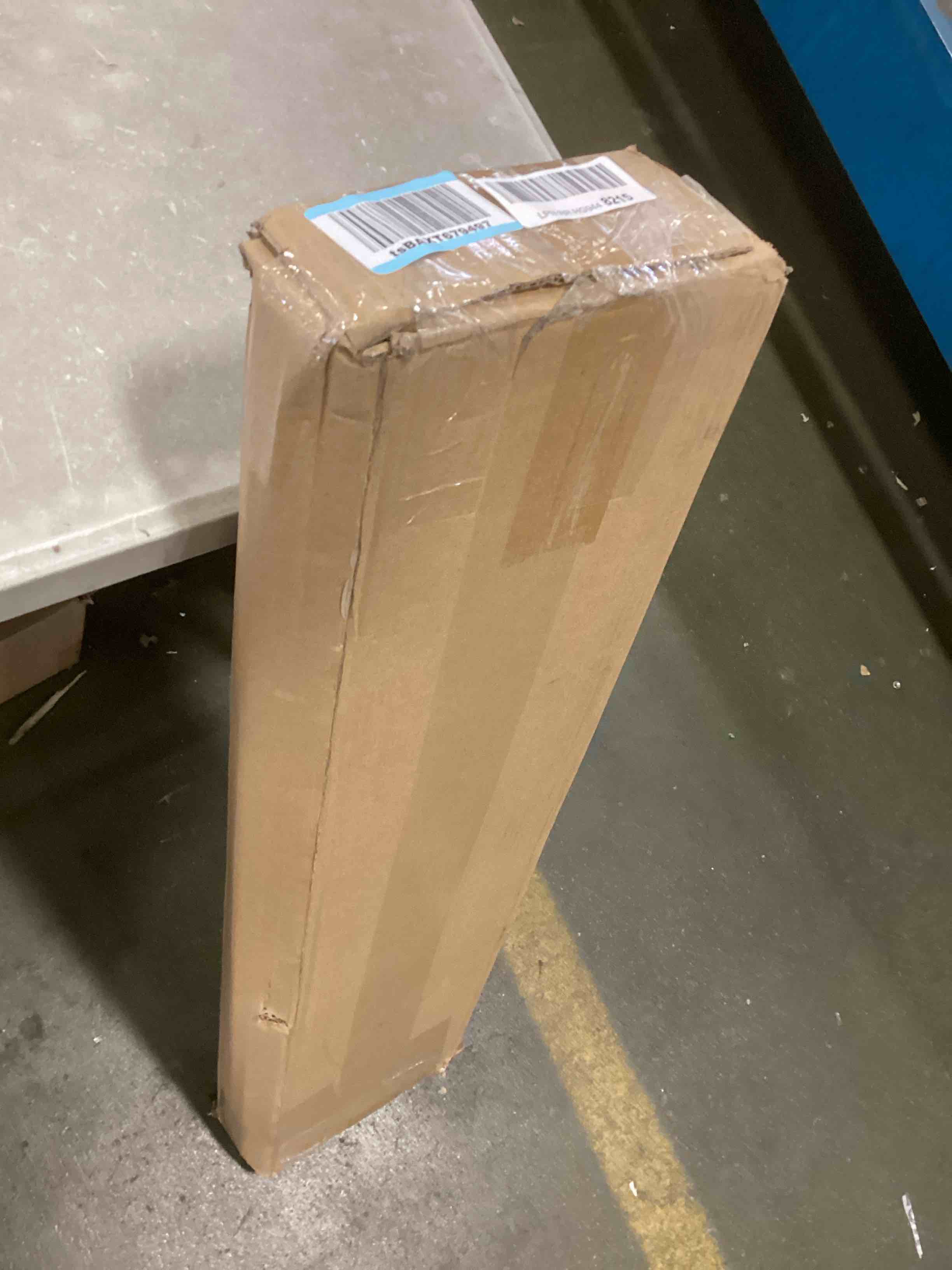 https://s3.amazonaws.com/lotting-images-prod/bidfta/BLU6336943_1712073083137.jpeg