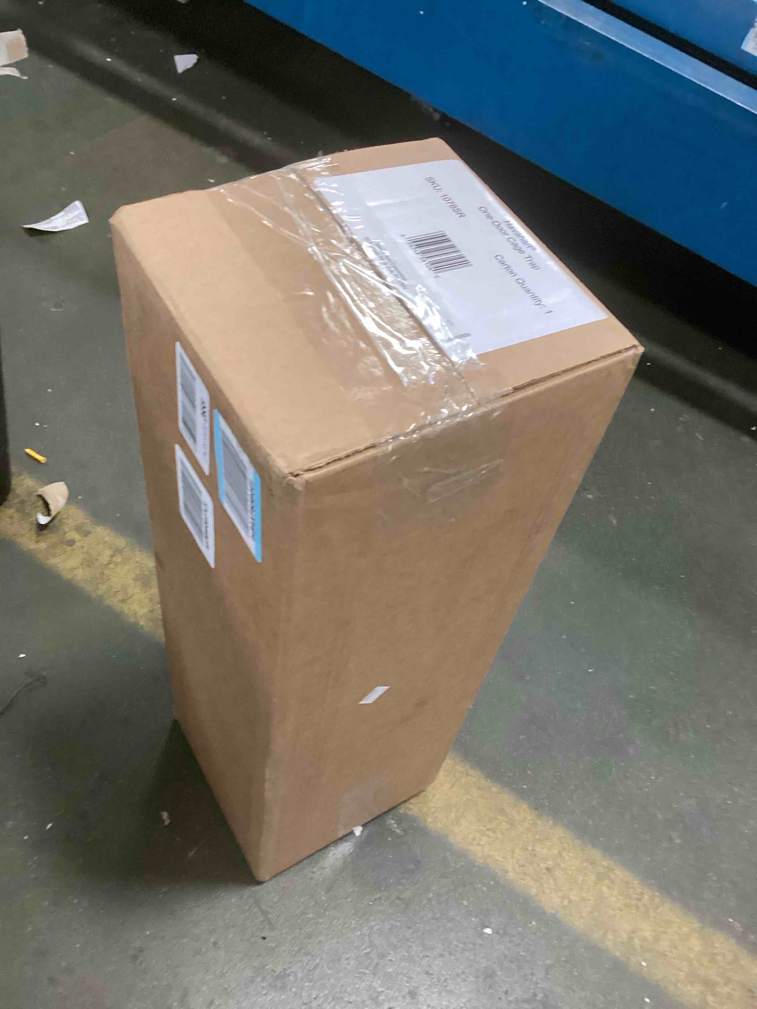 https://s3.amazonaws.com/lotting-images-prod/bidfta/BLU6337434_1712237629675.jpeg