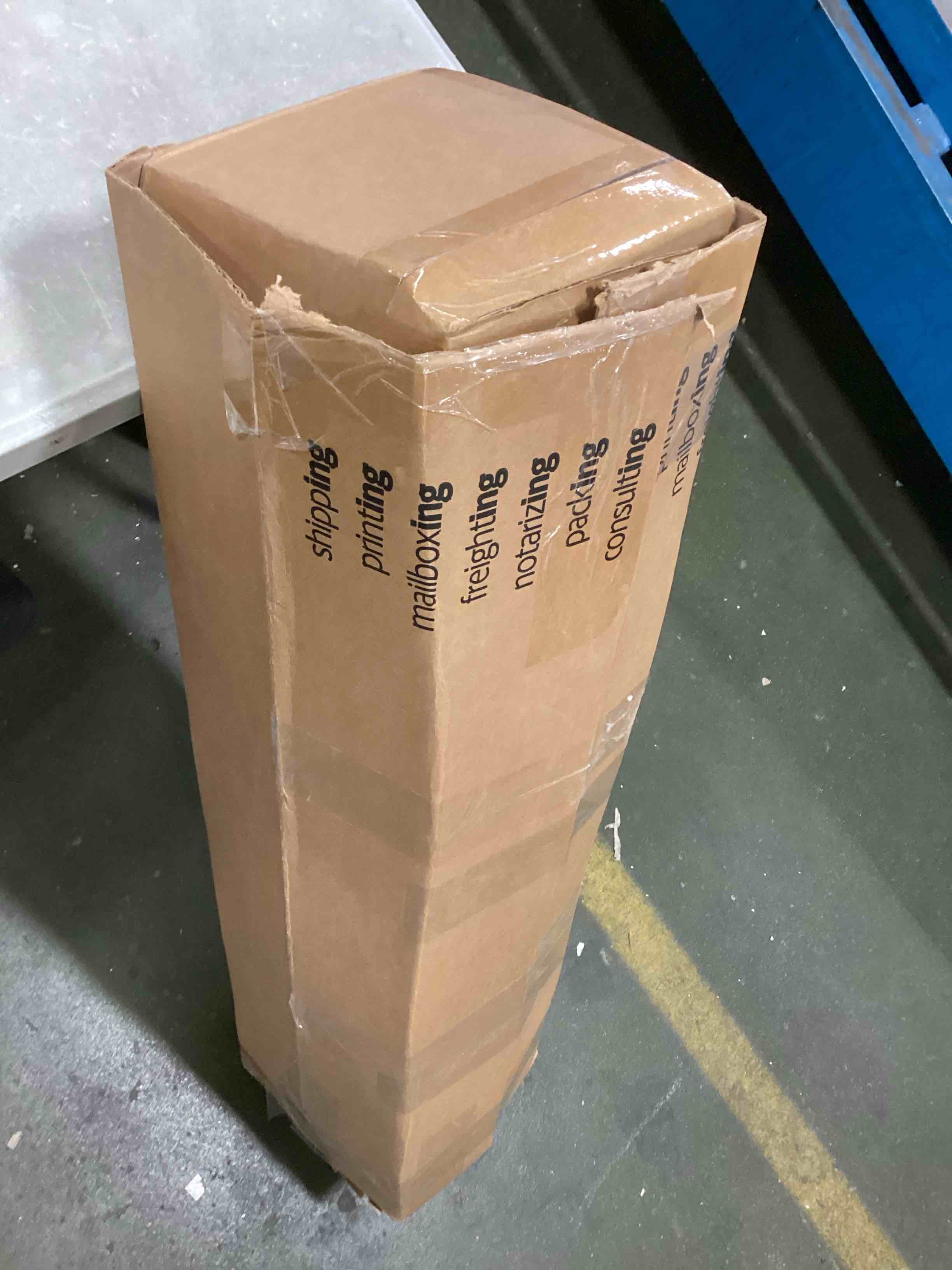 https://s3.amazonaws.com/lotting-images-prod/bidfta/BLU6337926_1712668347961.jpeg