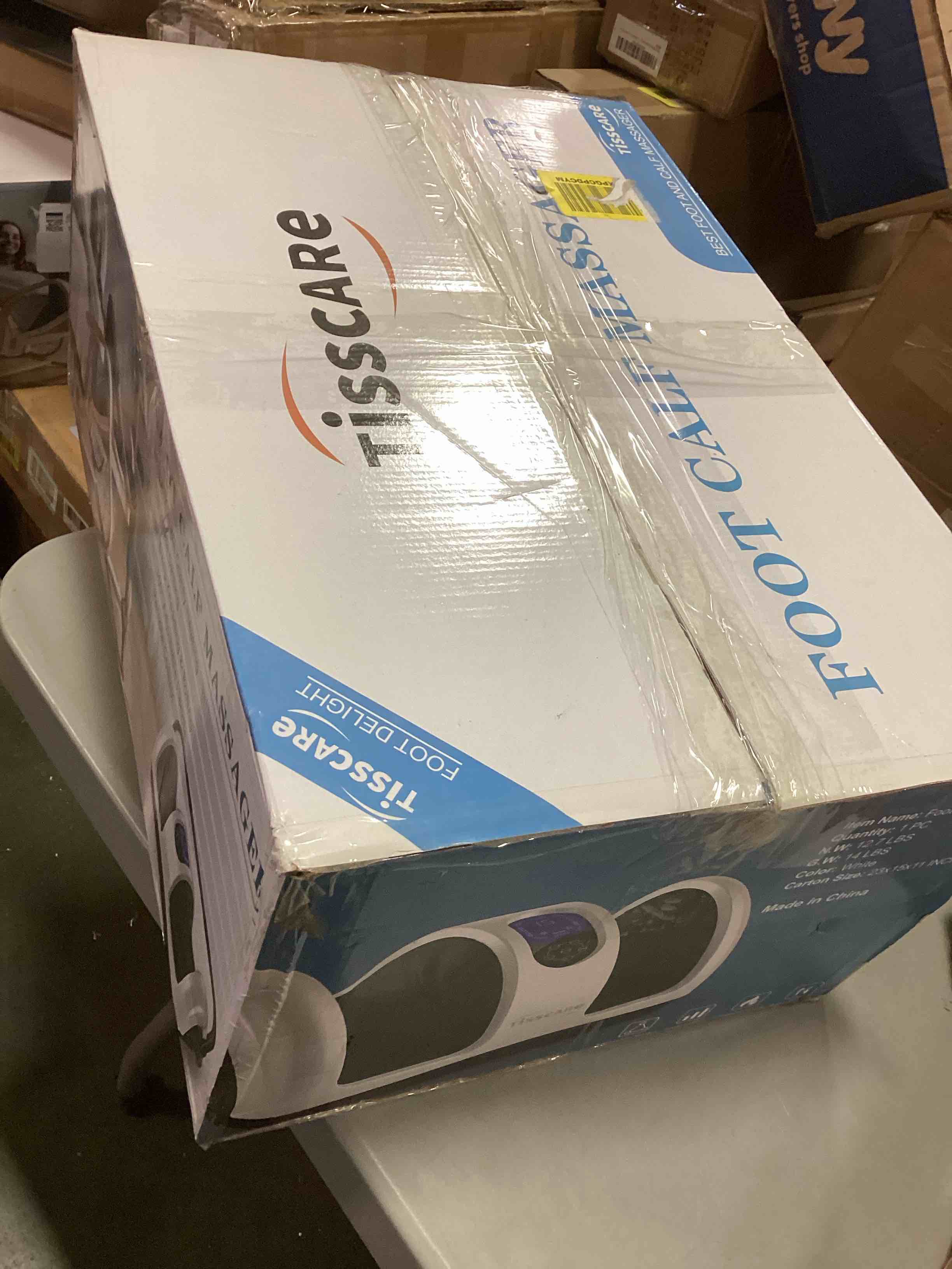 https://s3.amazonaws.com/lotting-images-prod/bidfta/BLU6337958_1711994280871.jpeg
