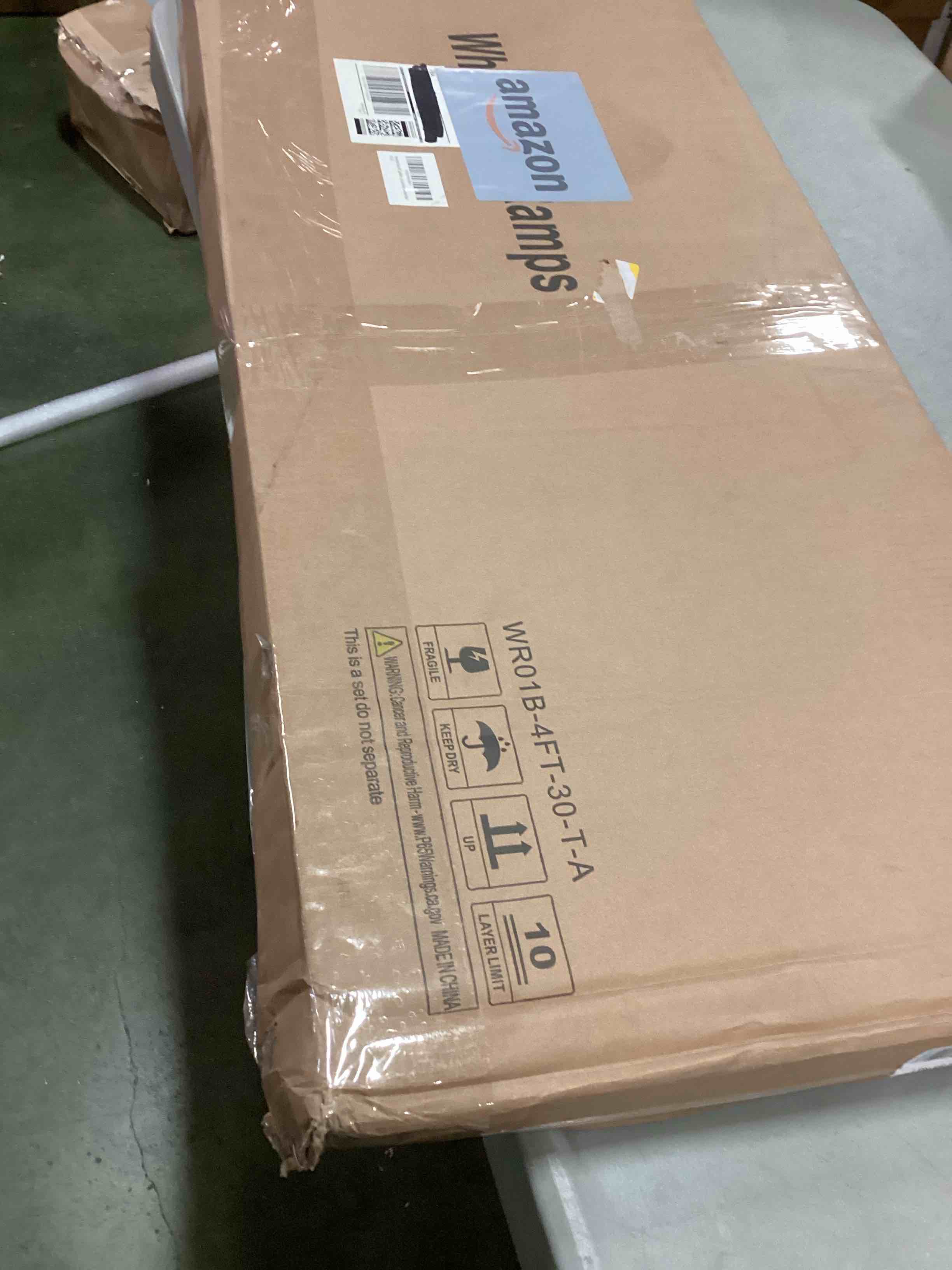 https://s3.amazonaws.com/lotting-images-prod/bidfta/BLU6337966_1711996728032.jpeg