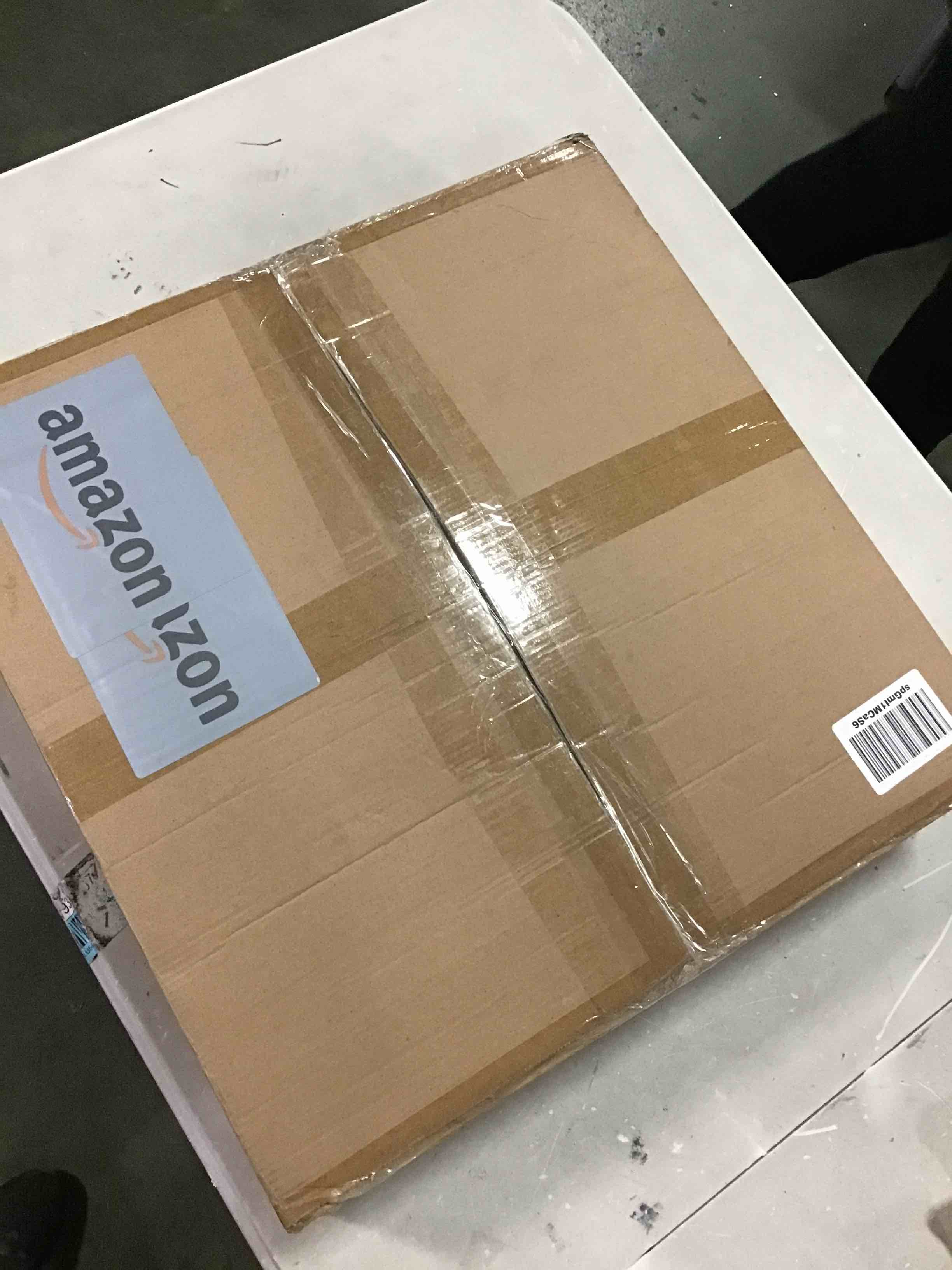 https://s3.amazonaws.com/lotting-images-prod/bidfta/BLU6338075_1712596523919.jpeg