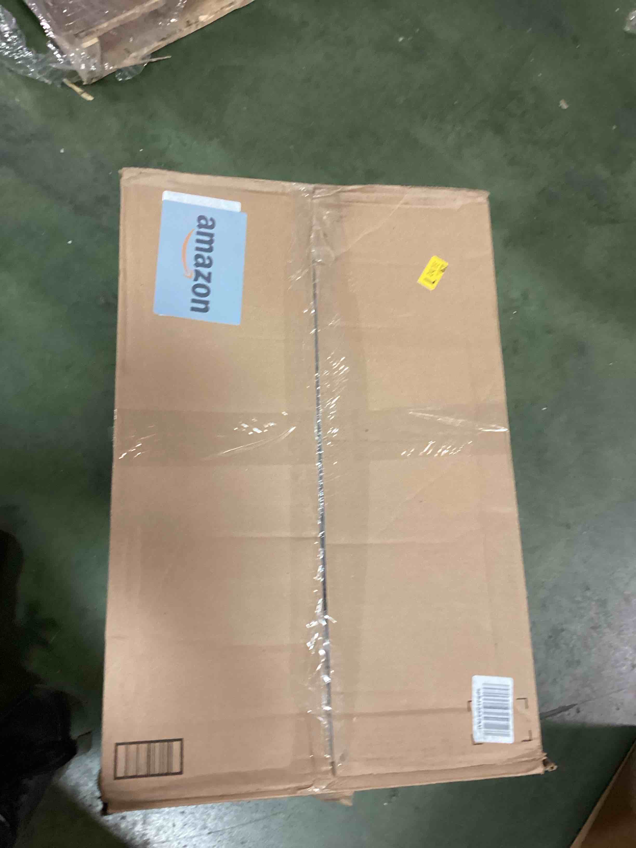 https://s3.amazonaws.com/lotting-images-prod/bidfta/BLU6338418_1712952779122.jpeg