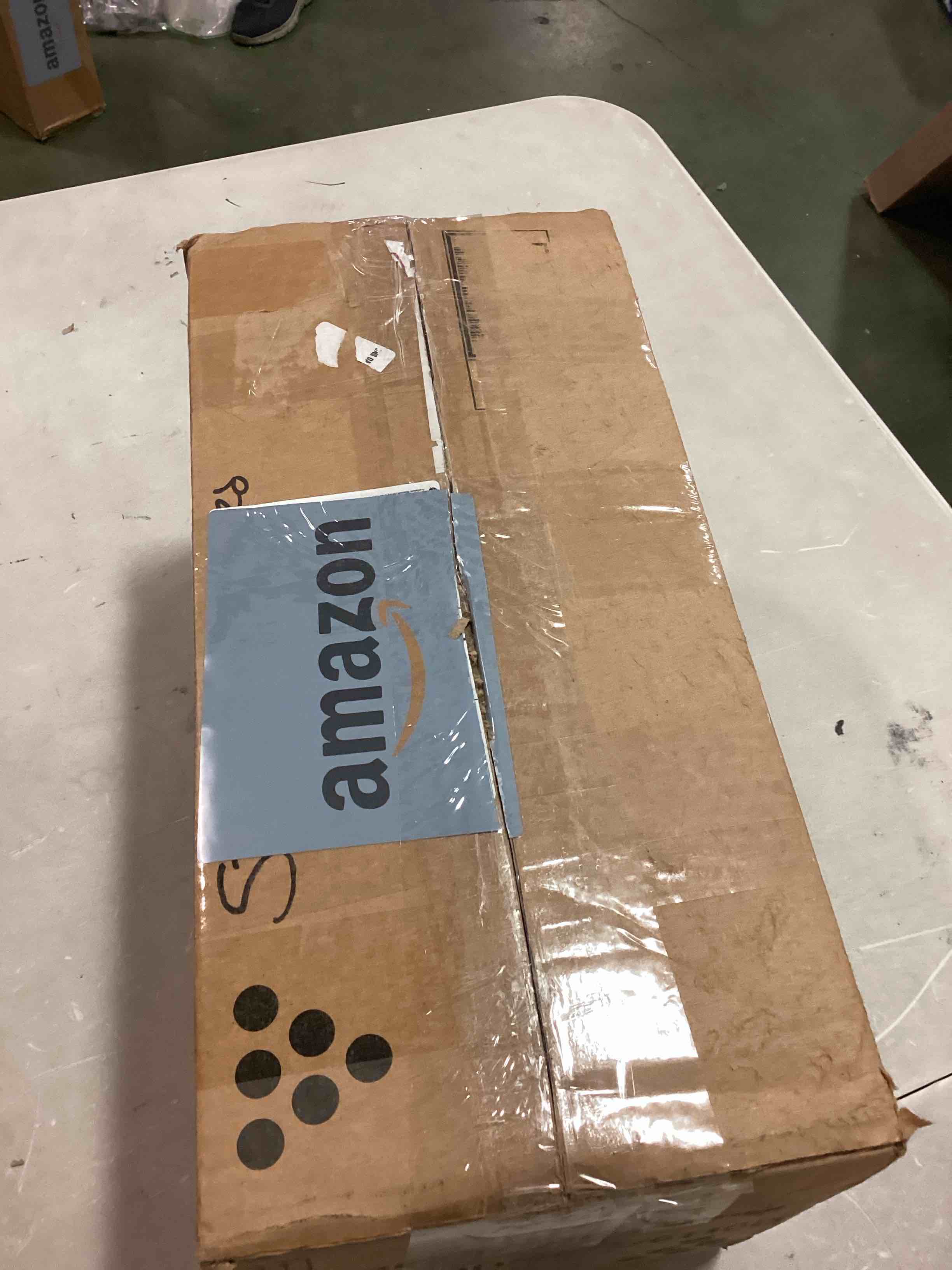 https://s3.amazonaws.com/lotting-images-prod/bidfta/BLU6338424_1713183281041.jpeg