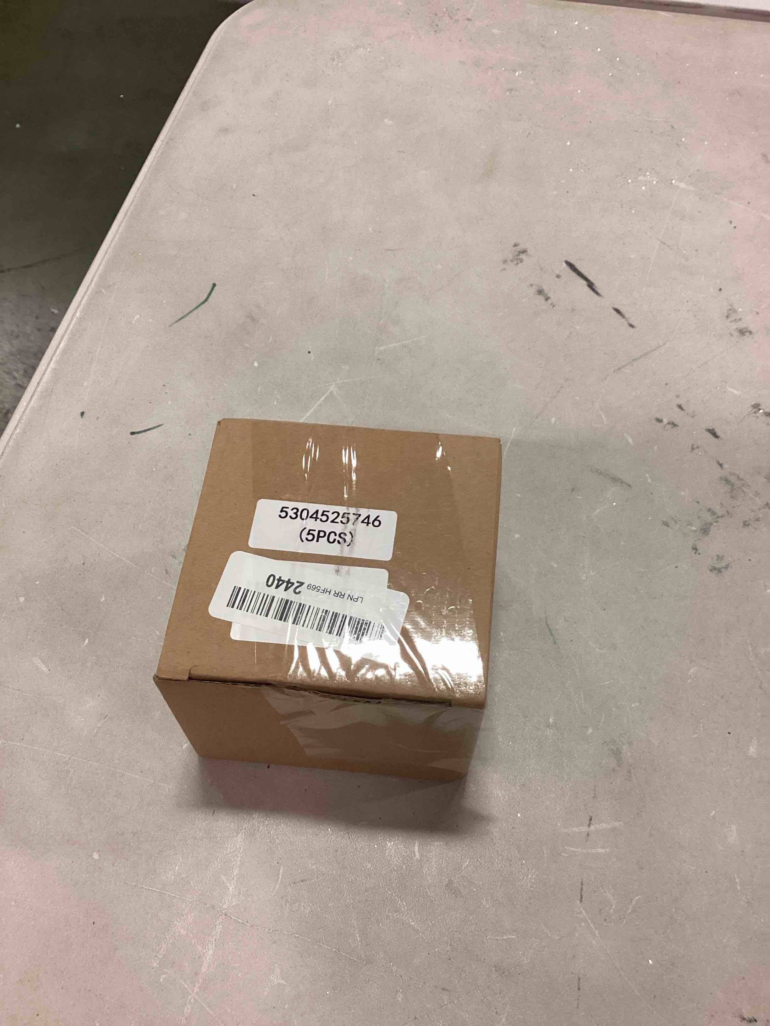 https://s3.amazonaws.com/lotting-images-prod/bidfta/BLU6339095_1713811922373.jpeg