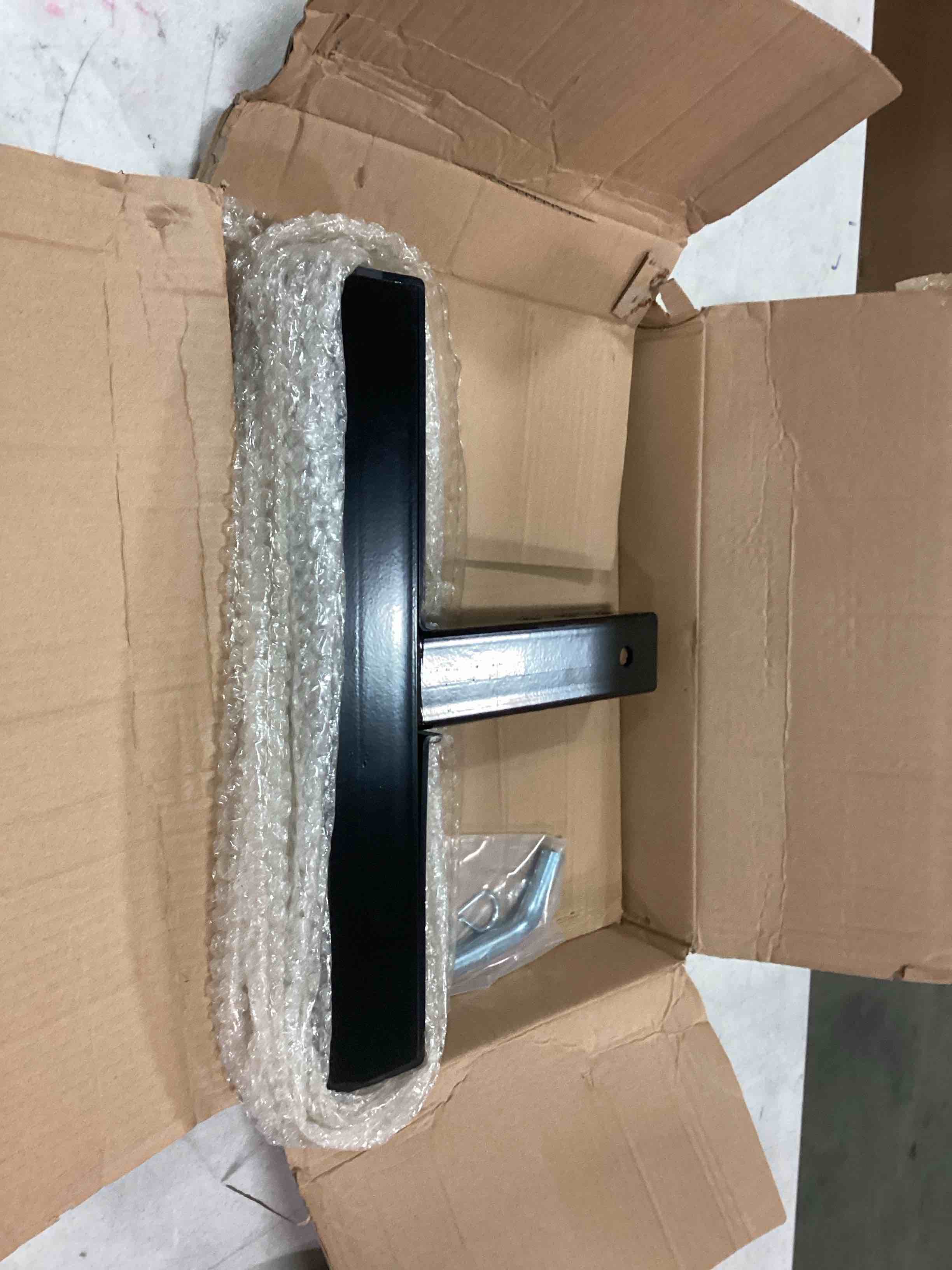 https://s3.amazonaws.com/lotting-images-prod/bidfta/BLU6339157_1713876068510.jpeg