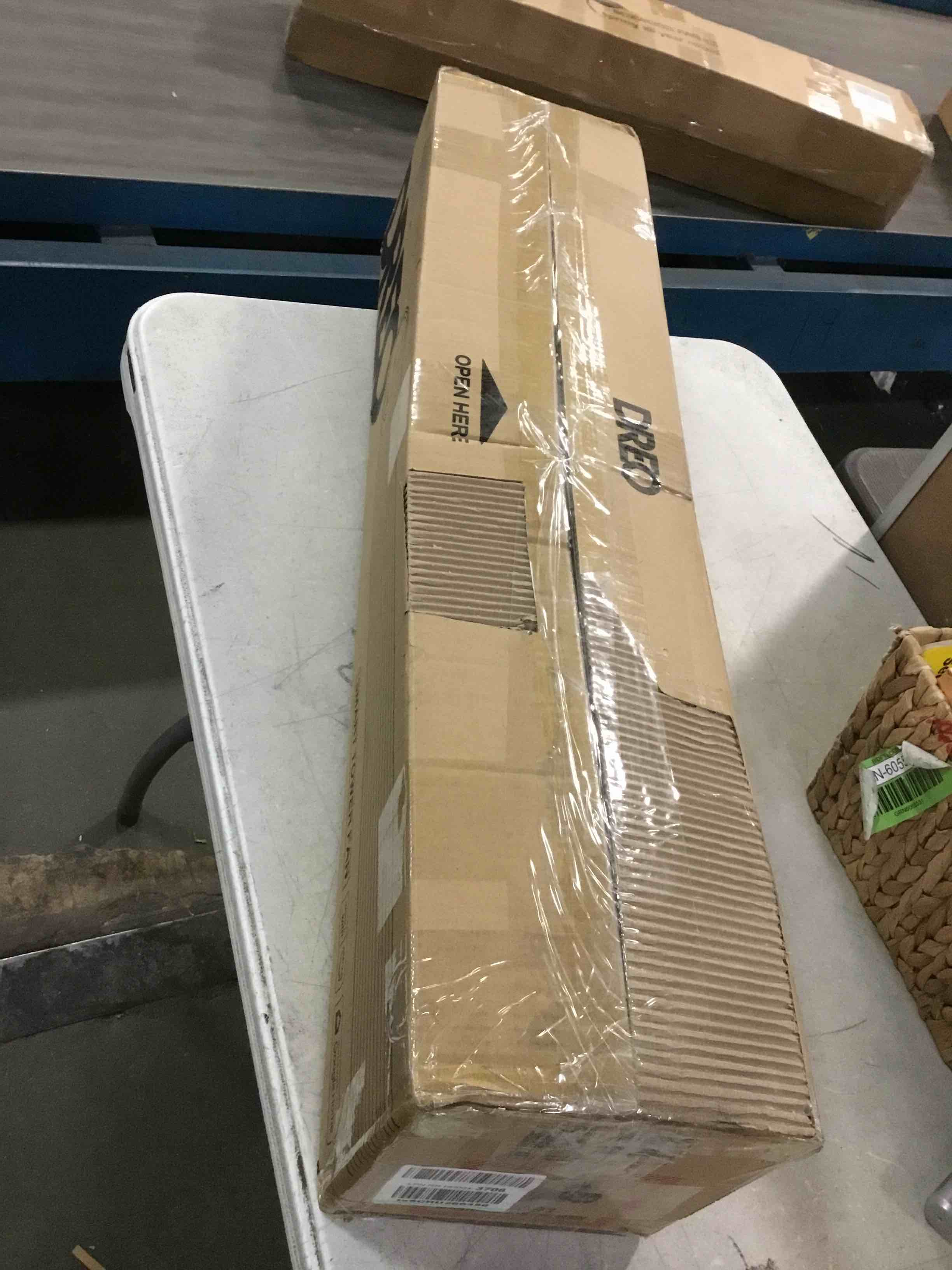 https://s3.amazonaws.com/lotting-images-prod/bidfta/BLU6339844_1712321662486.jpeg