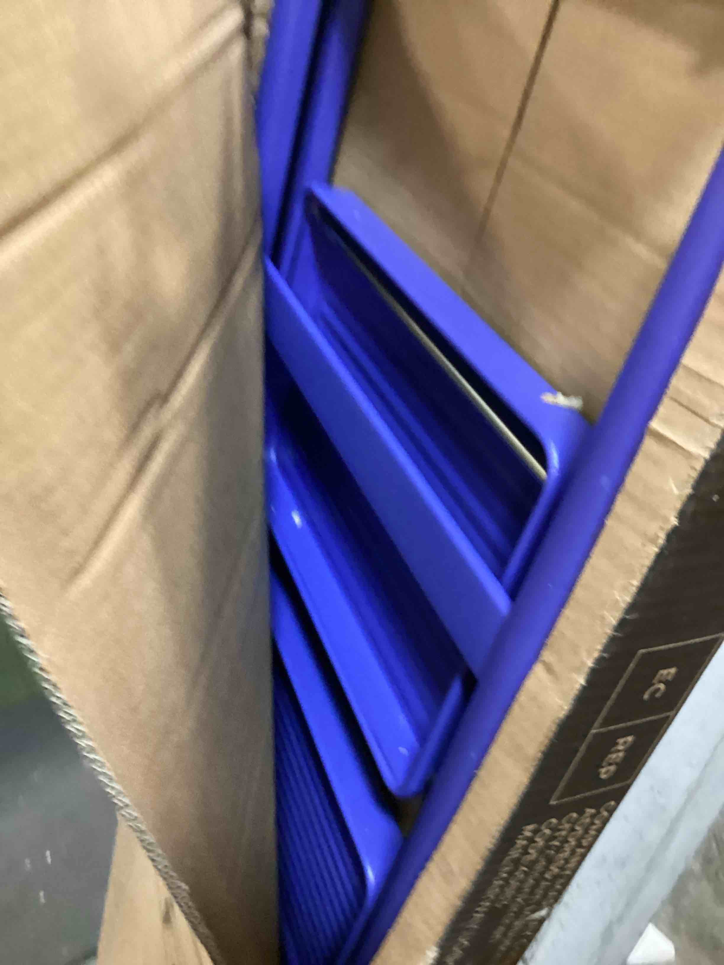 https://s3.amazonaws.com/lotting-images-prod/bidfta/BLU6340541_1712760532910.jpeg