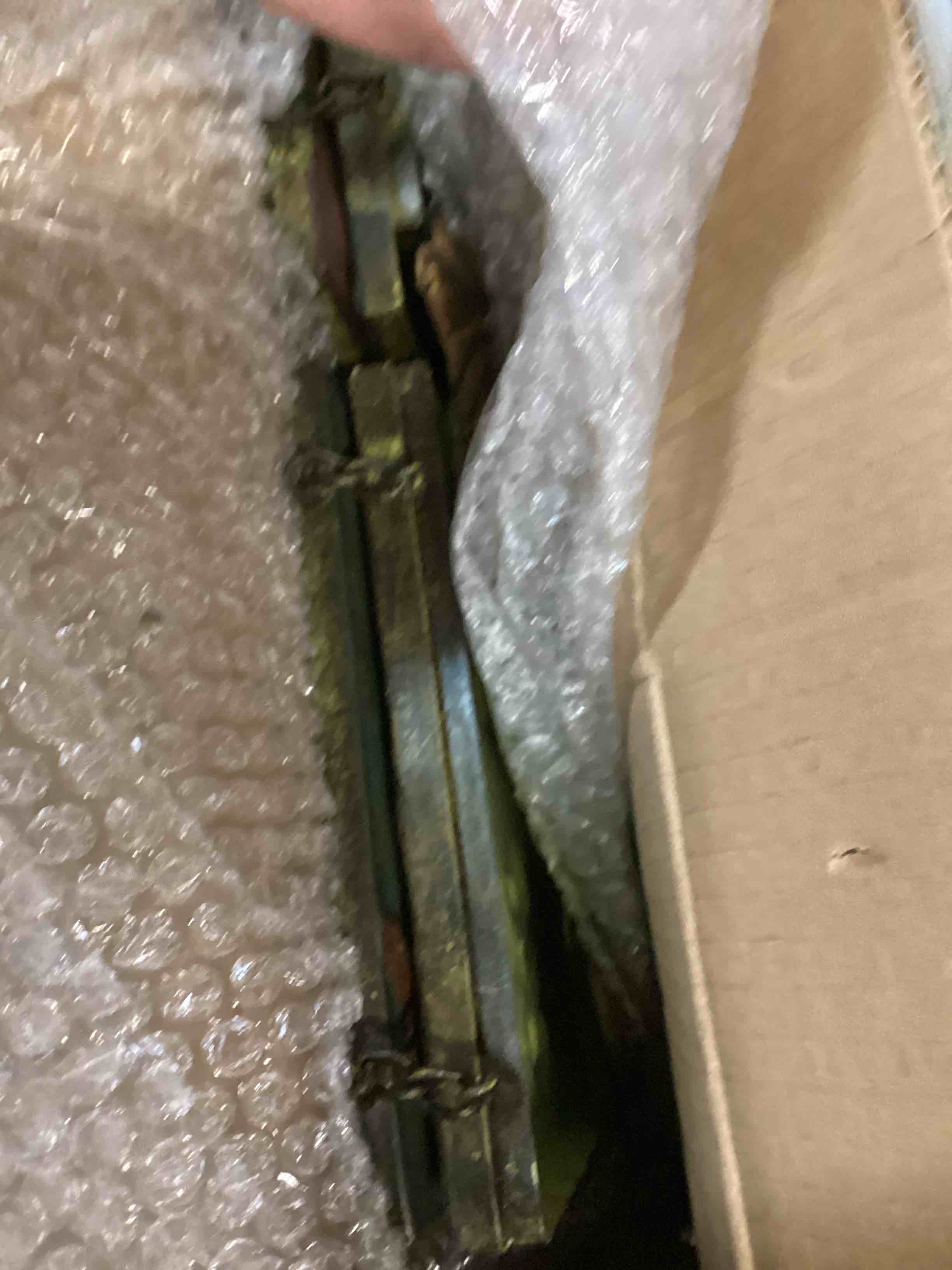 https://s3.amazonaws.com/lotting-images-prod/bidfta/BLU6340719_1712779565122.jpeg