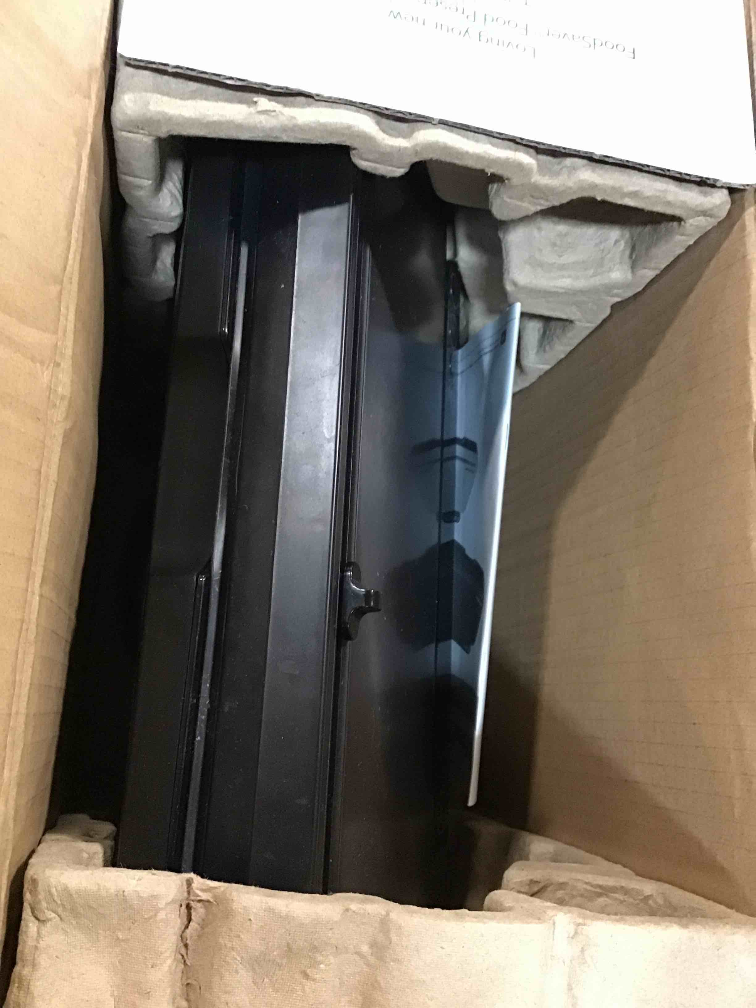 https://s3.amazonaws.com/lotting-images-prod/bidfta/BLU6340828_1712845277125.jpeg