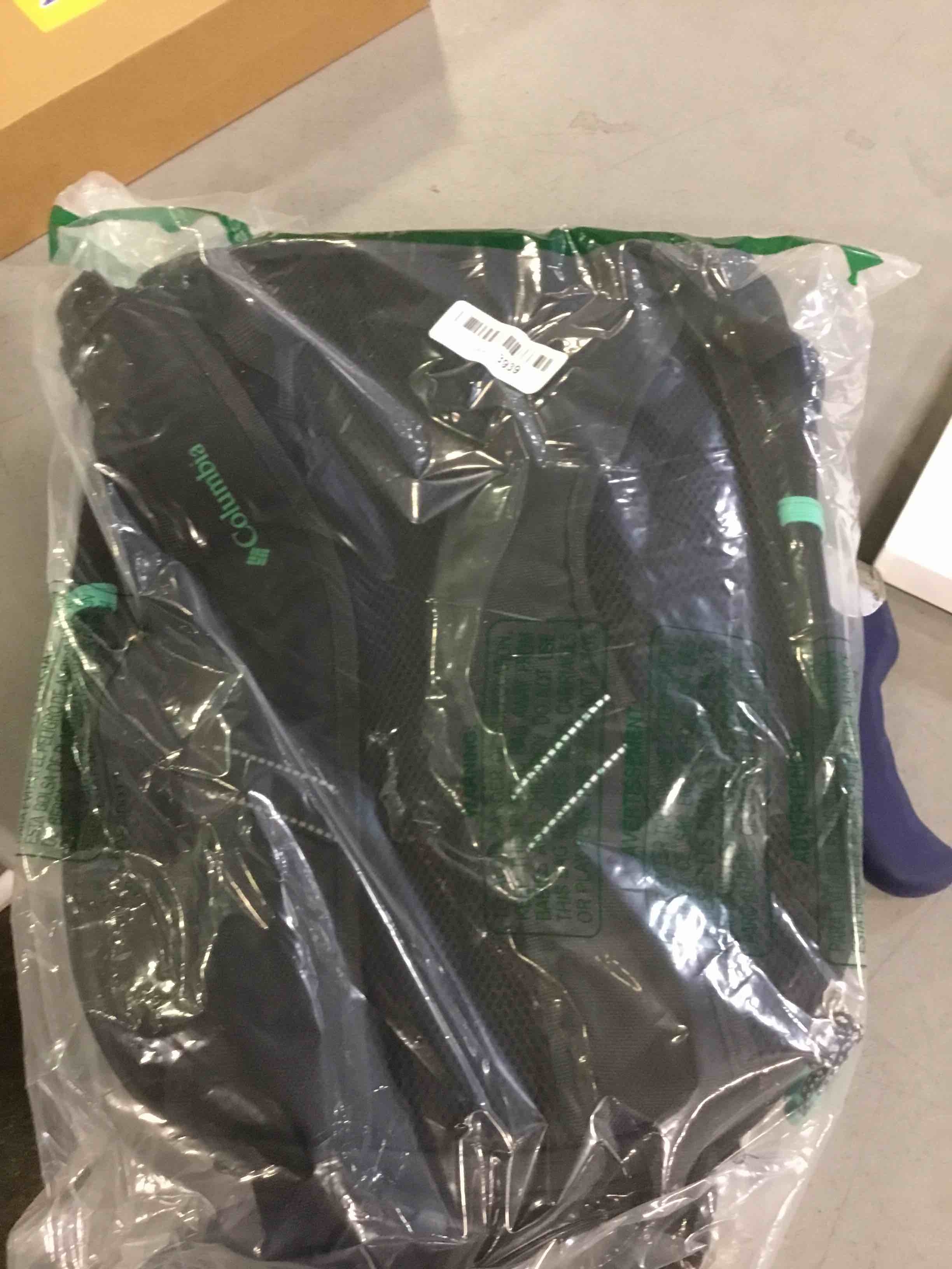 https://s3.amazonaws.com/lotting-images-prod/bidfta/BLU6342037_1713463128934.jpeg