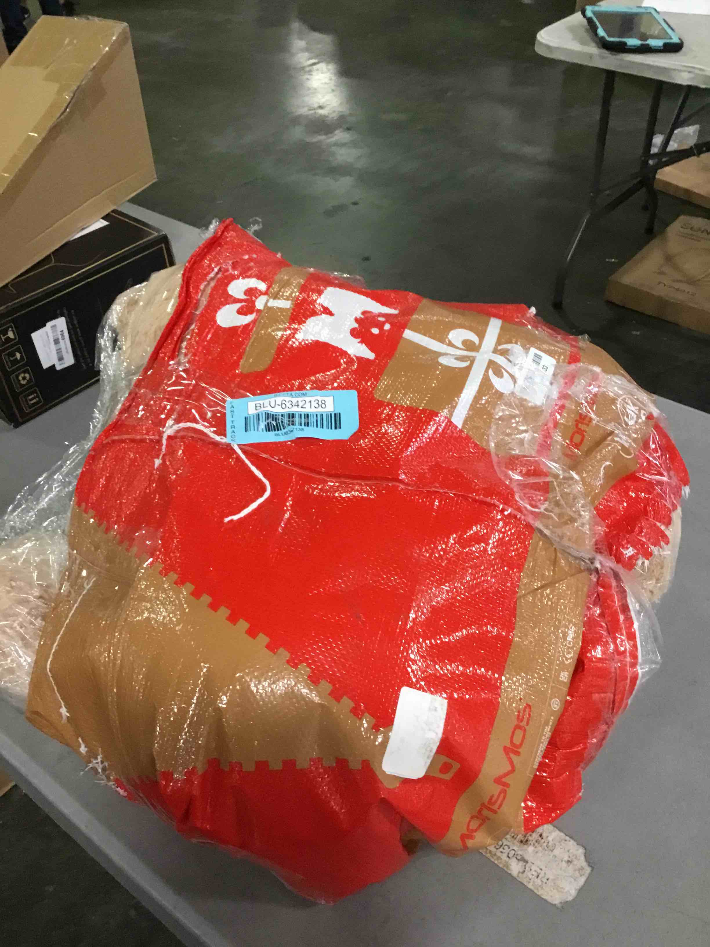 https://s3.amazonaws.com/lotting-images-prod/bidfta/BLU6342138_1713541170832.jpeg