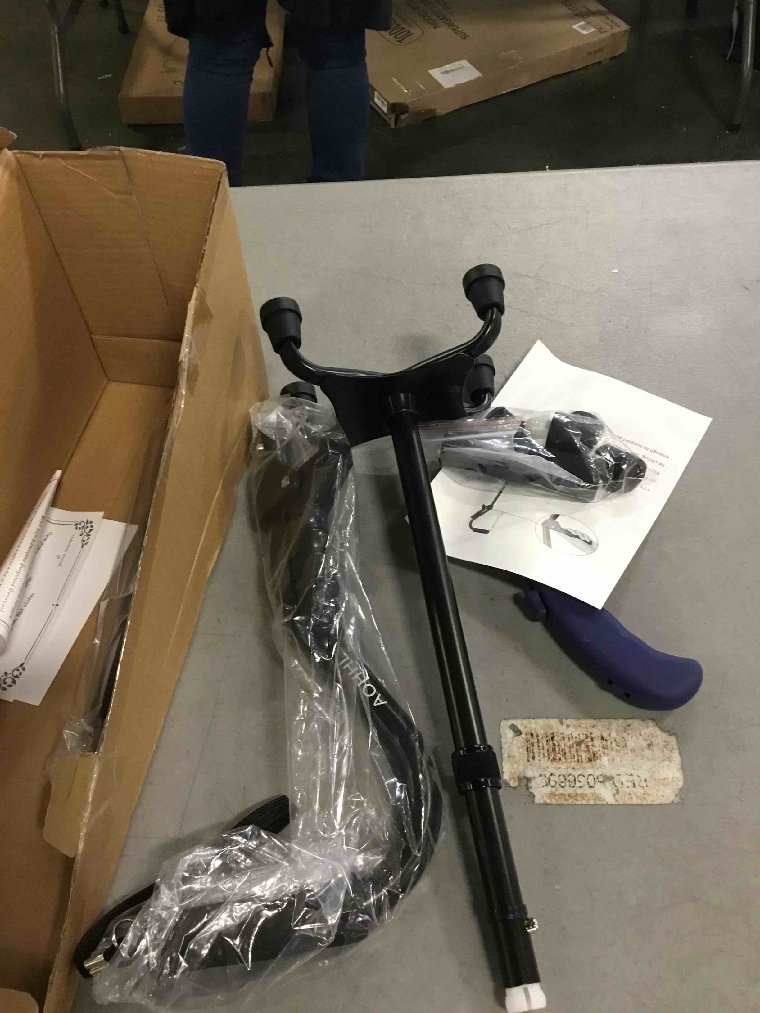 https://s3.amazonaws.com/lotting-images-prod/bidfta/BLU6342139_1713541258709.jpeg