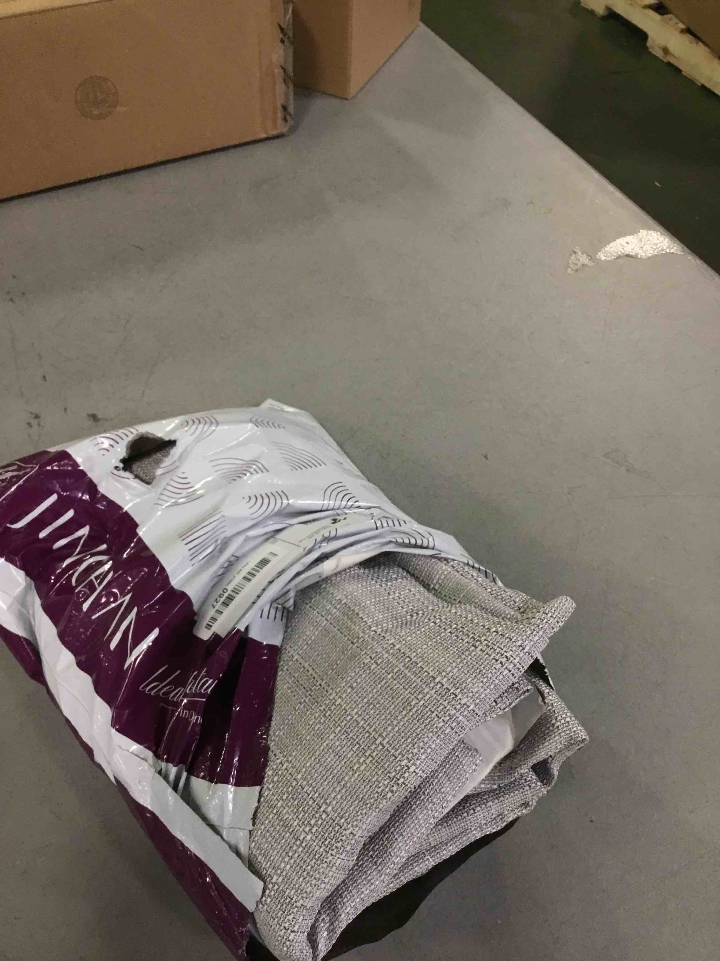 https://s3.amazonaws.com/lotting-images-prod/bidfta/BLU6342181_1713550975731.jpeg