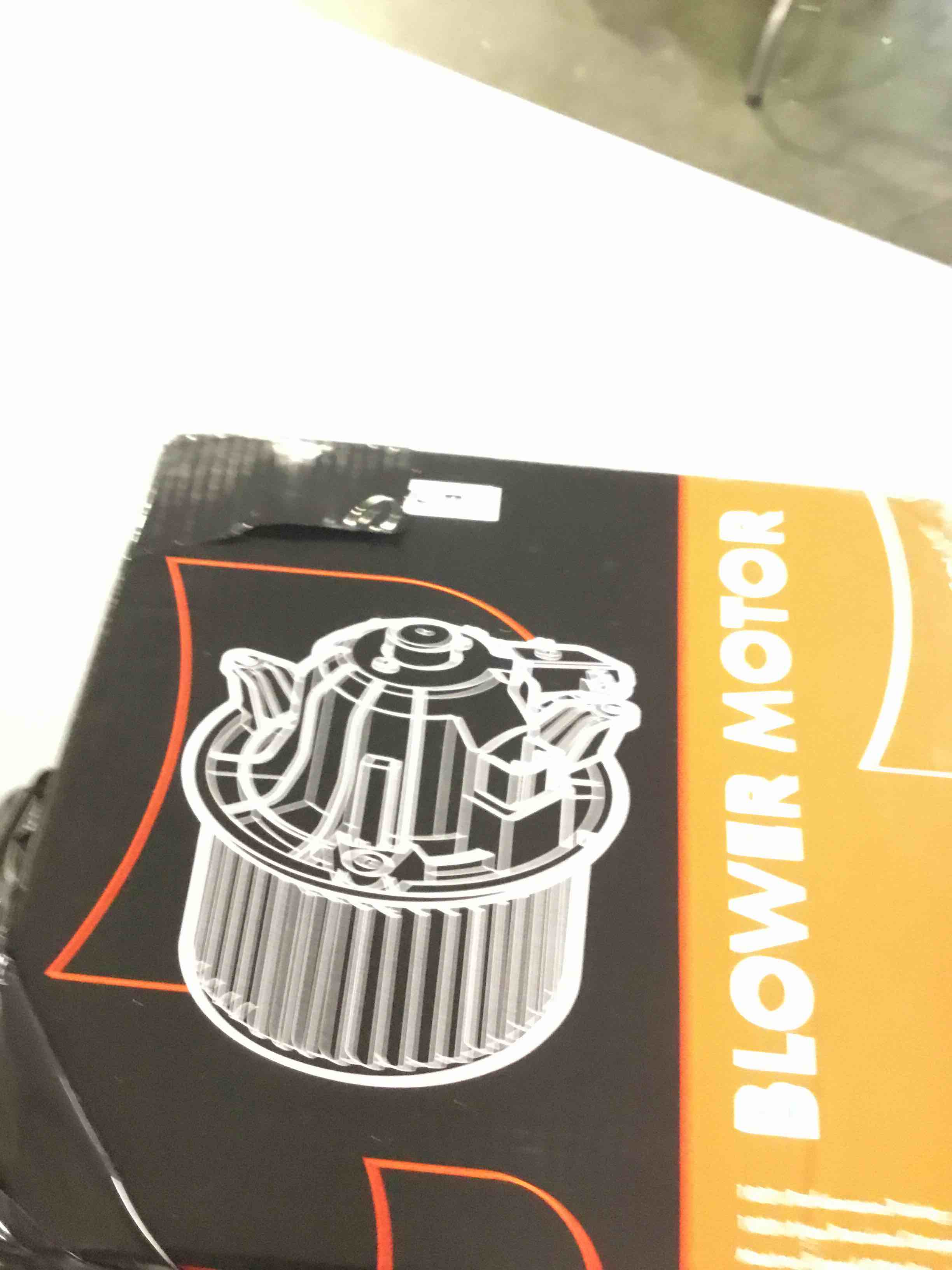 https://s3.amazonaws.com/lotting-images-prod/bidfta/BLU6342195_1713552994217.jpeg