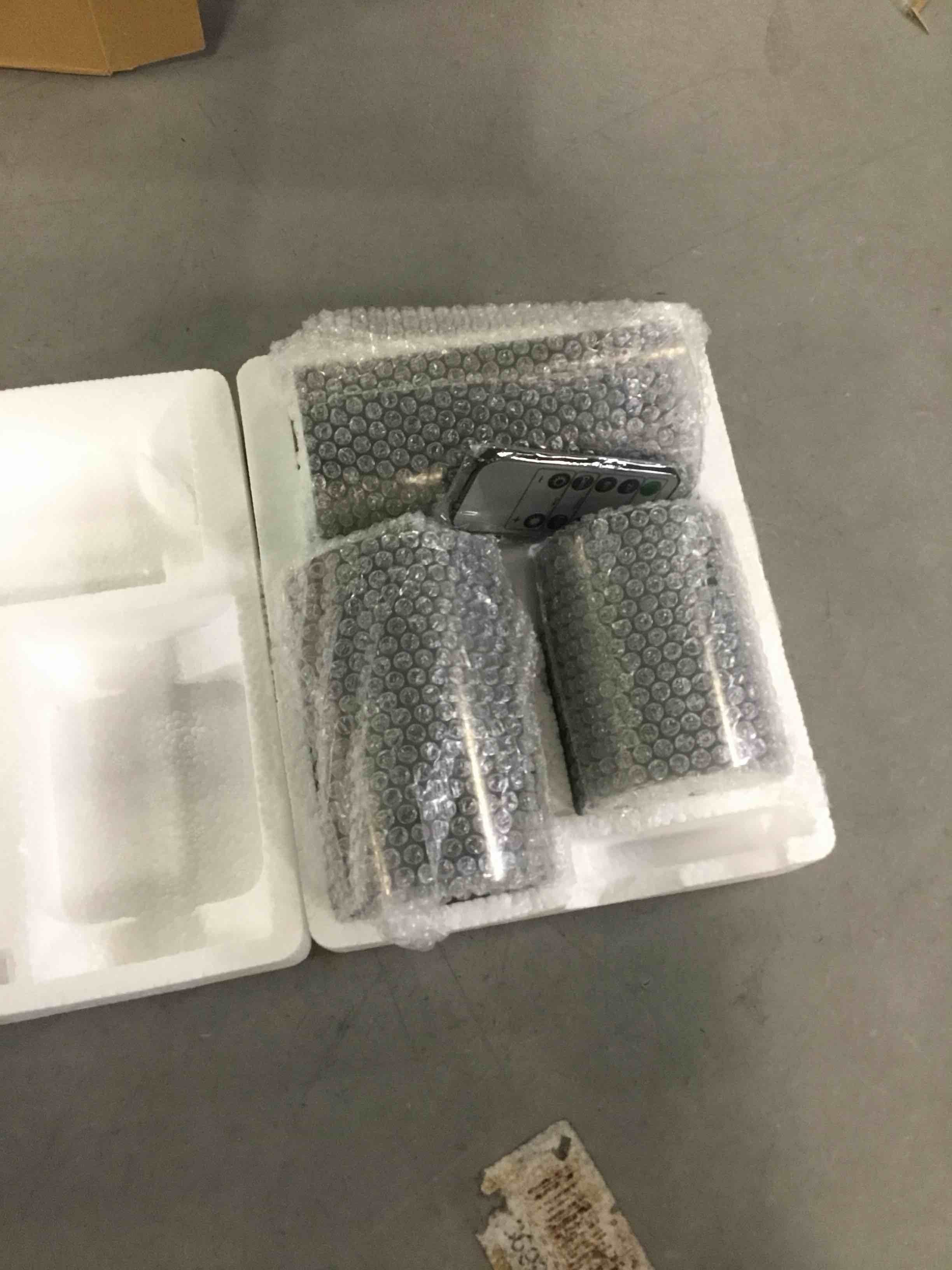 https://s3.amazonaws.com/lotting-images-prod/bidfta/BLU6342217_1713556474449.jpeg