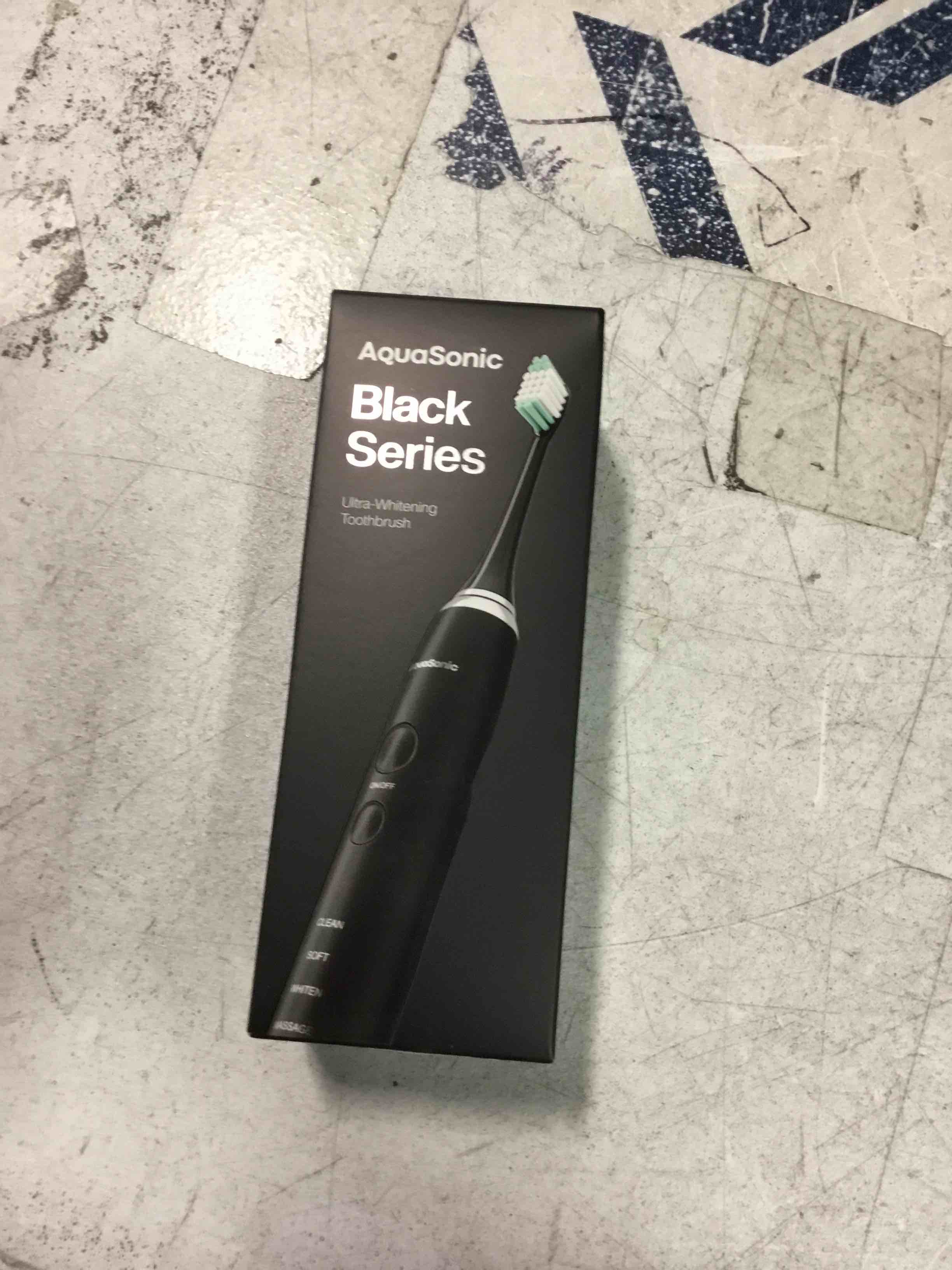 https://s3.amazonaws.com/lotting-images-prod/bidfta/BLU6342280_1713817416601.jpeg