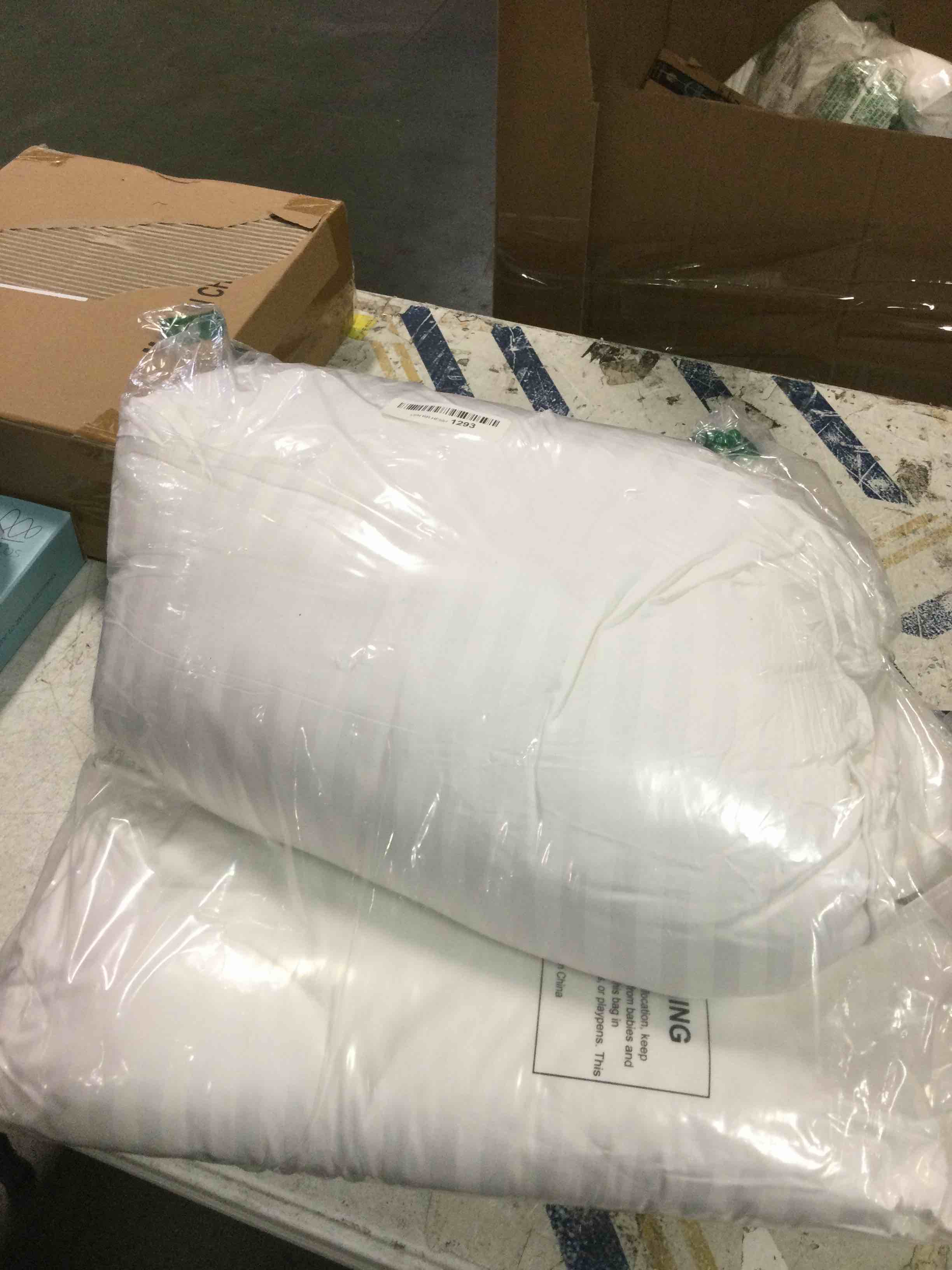https://s3.amazonaws.com/lotting-images-prod/bidfta/BLU6342434_1713901594033.jpeg