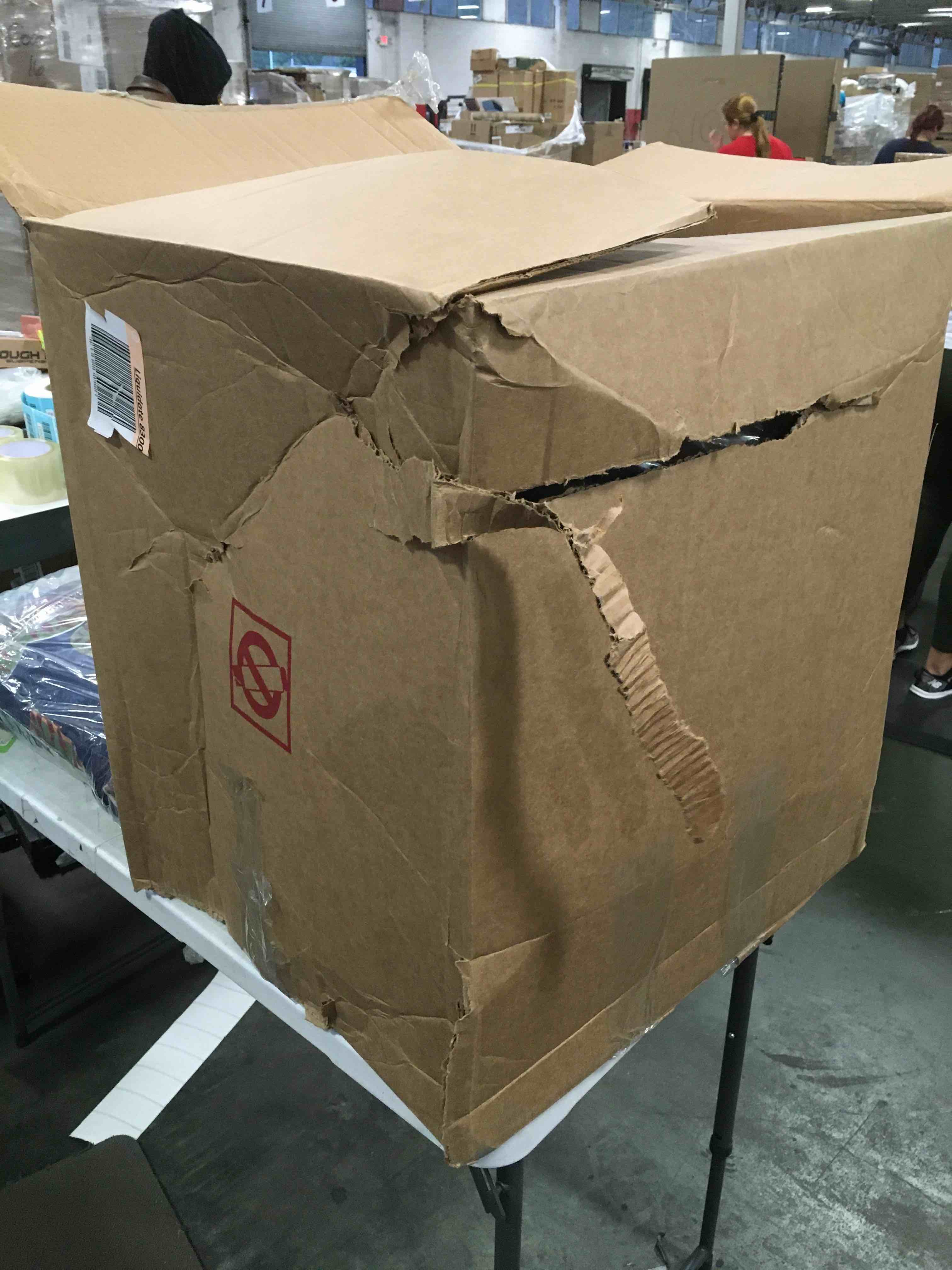 https://s3.amazonaws.com/lotting-images-prod/bidfta/BLU6342441_1711973558108.jpeg
