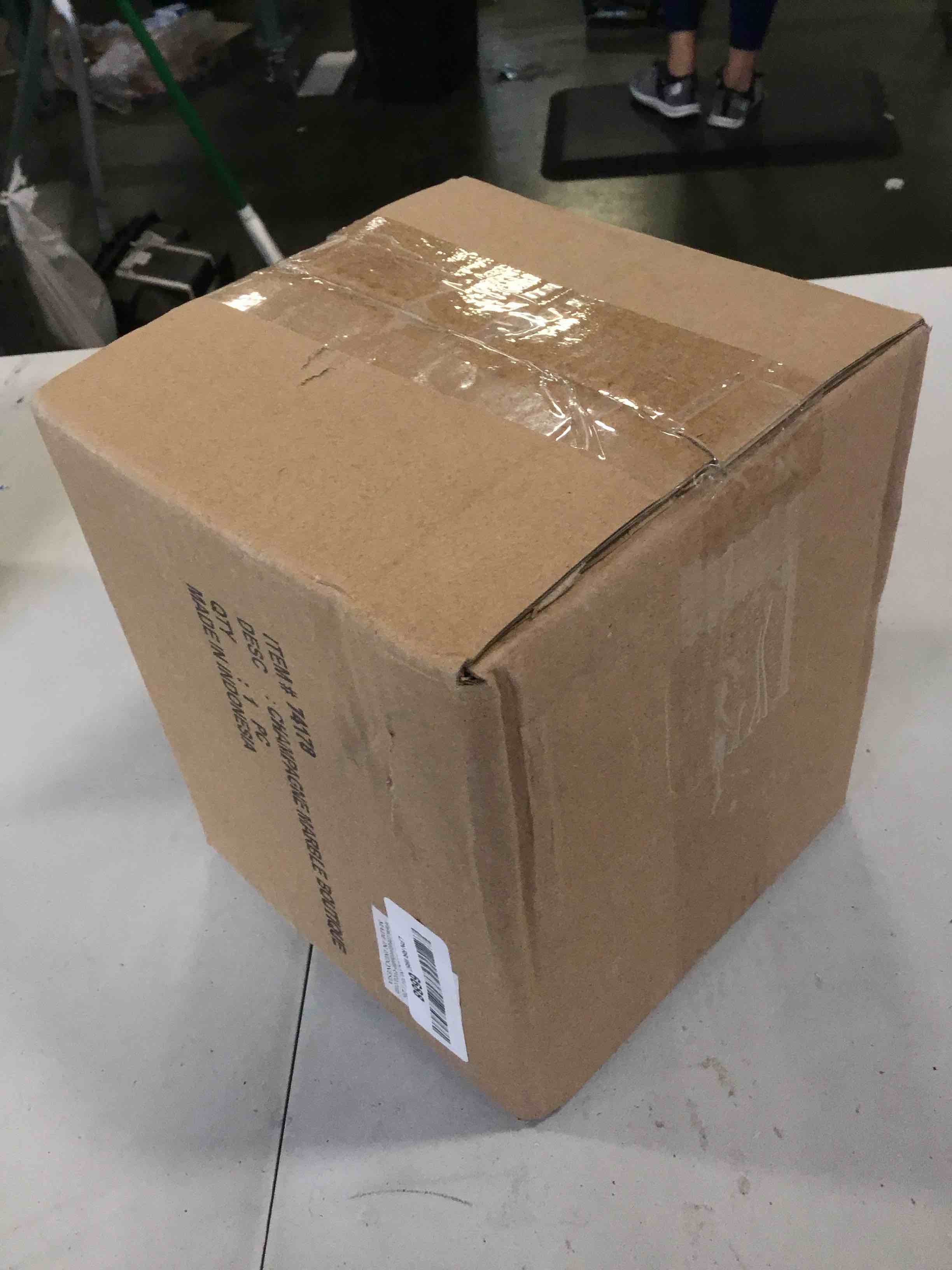 https://s3.amazonaws.com/lotting-images-prod/bidfta/BLU6342690_1712077570172.jpeg