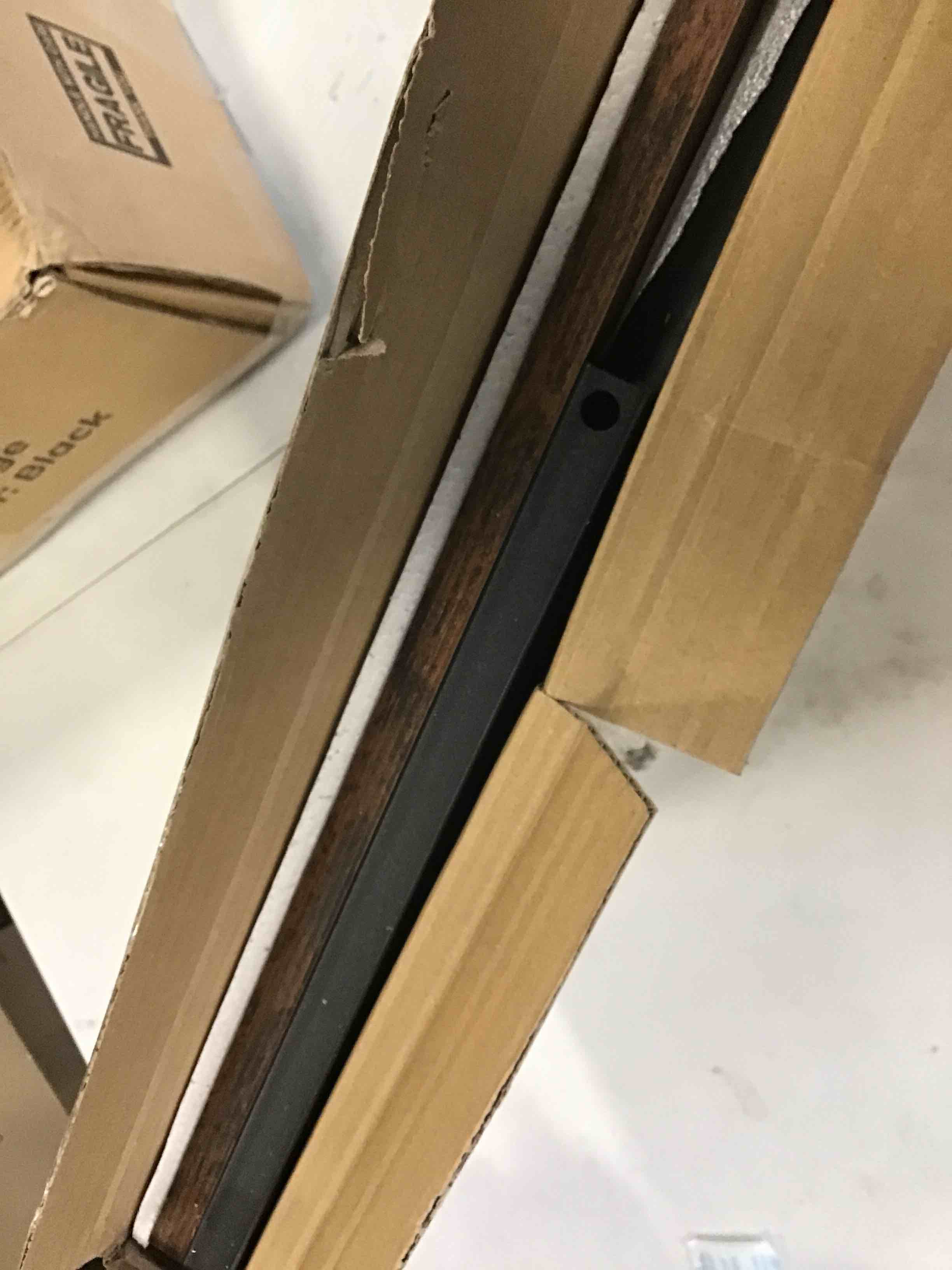 https://s3.amazonaws.com/lotting-images-prod/bidfta/BLU6343347_1712684985735.jpeg