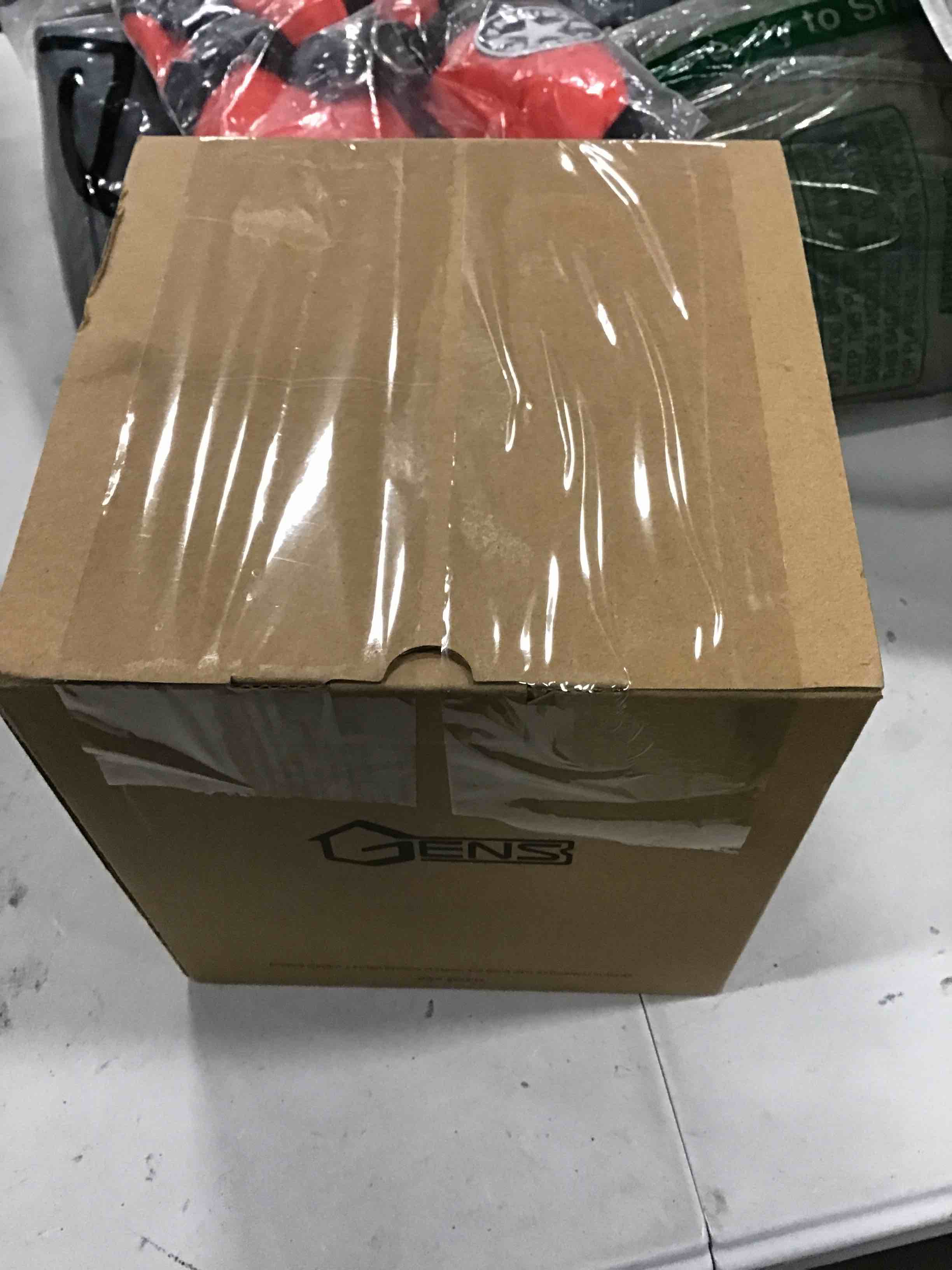 https://s3.amazonaws.com/lotting-images-prod/bidfta/BLU6343726_1712841400443.jpeg