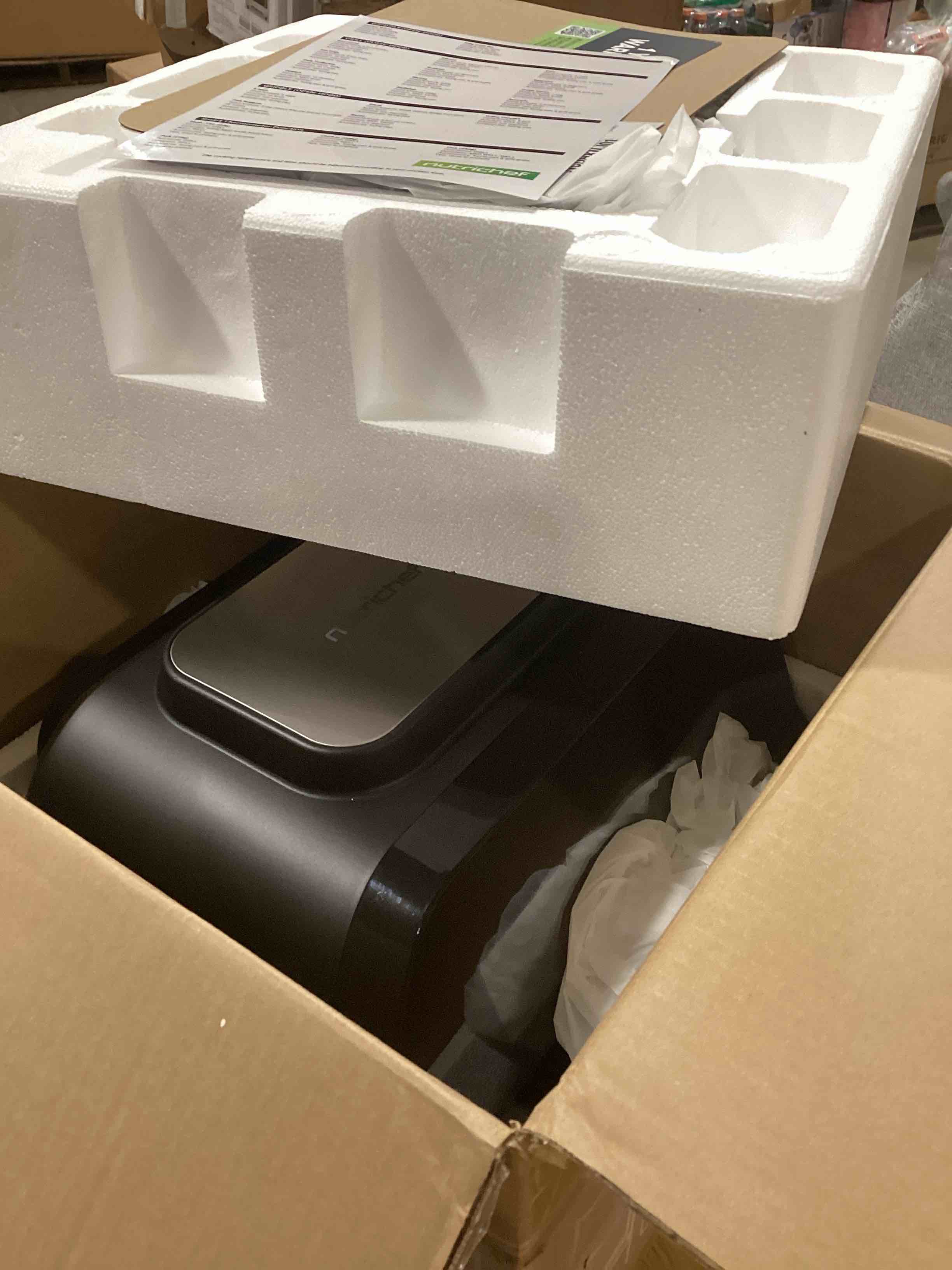 https://s3.amazonaws.com/lotting-images-prod/bidfta/BLU6347397_1718712727141.jpeg