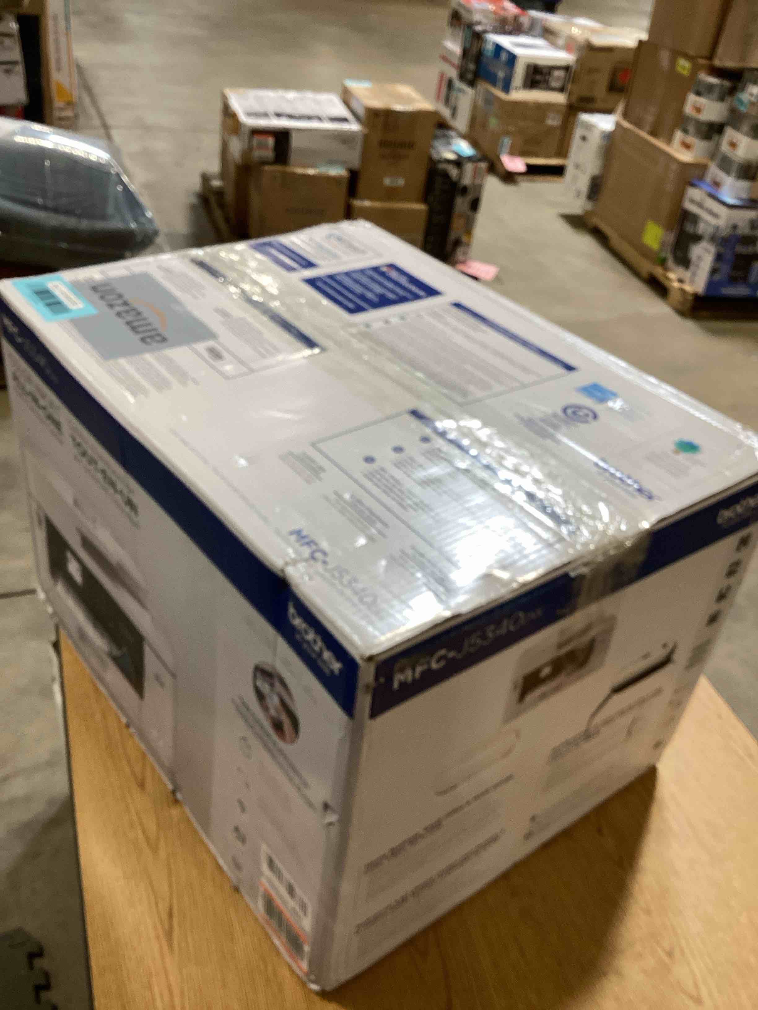 https://s3.amazonaws.com/lotting-images-prod/bidfta/BLU6349058_1715877550015.jpeg